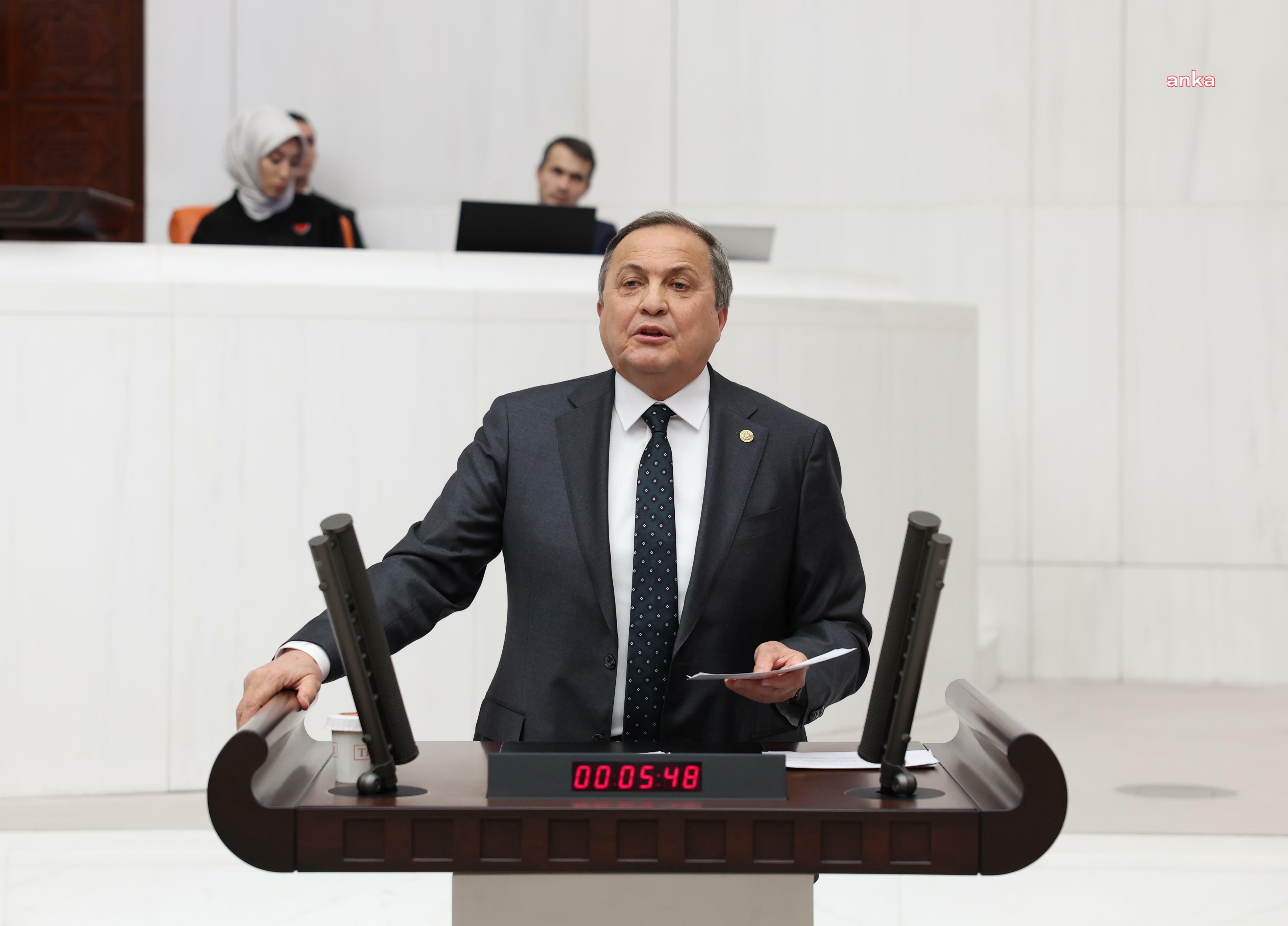 Seyit Torun'dan, Bakan Yumaklı'ya ''kokarca böceği'' tepkisi:  ''Bakan, bu saatten sonra ancak biyolojik mücadele için doğaya salınan samuray arılarıyla kılıç kalkan oynar''