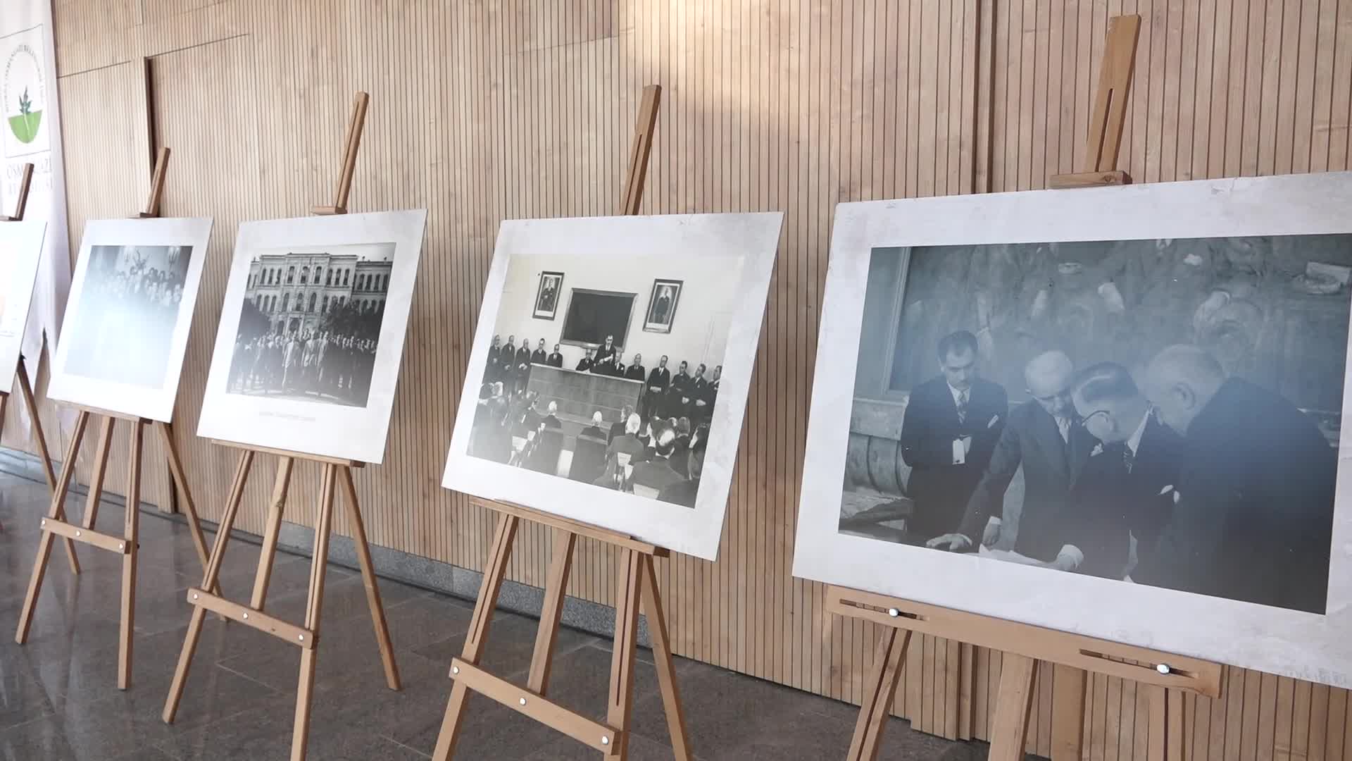 Osmangazi Belediyesi'nden 'Fotoğraflarla Hasan Âli Yücel Sergisi'