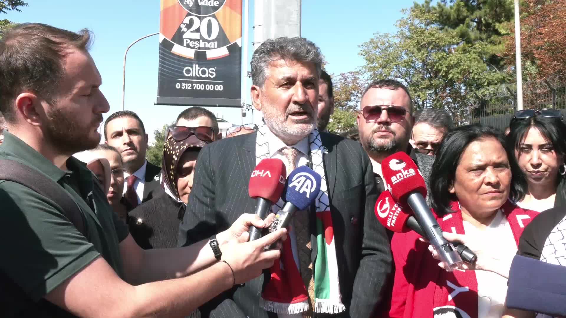 MYP'den İsrail Büyükelçiliği konutu önünde protesto: Lübnan ve Filistin'de akıtılan kanların sorumlusu ABD, İsrail ve Avrupa ülkeleridir