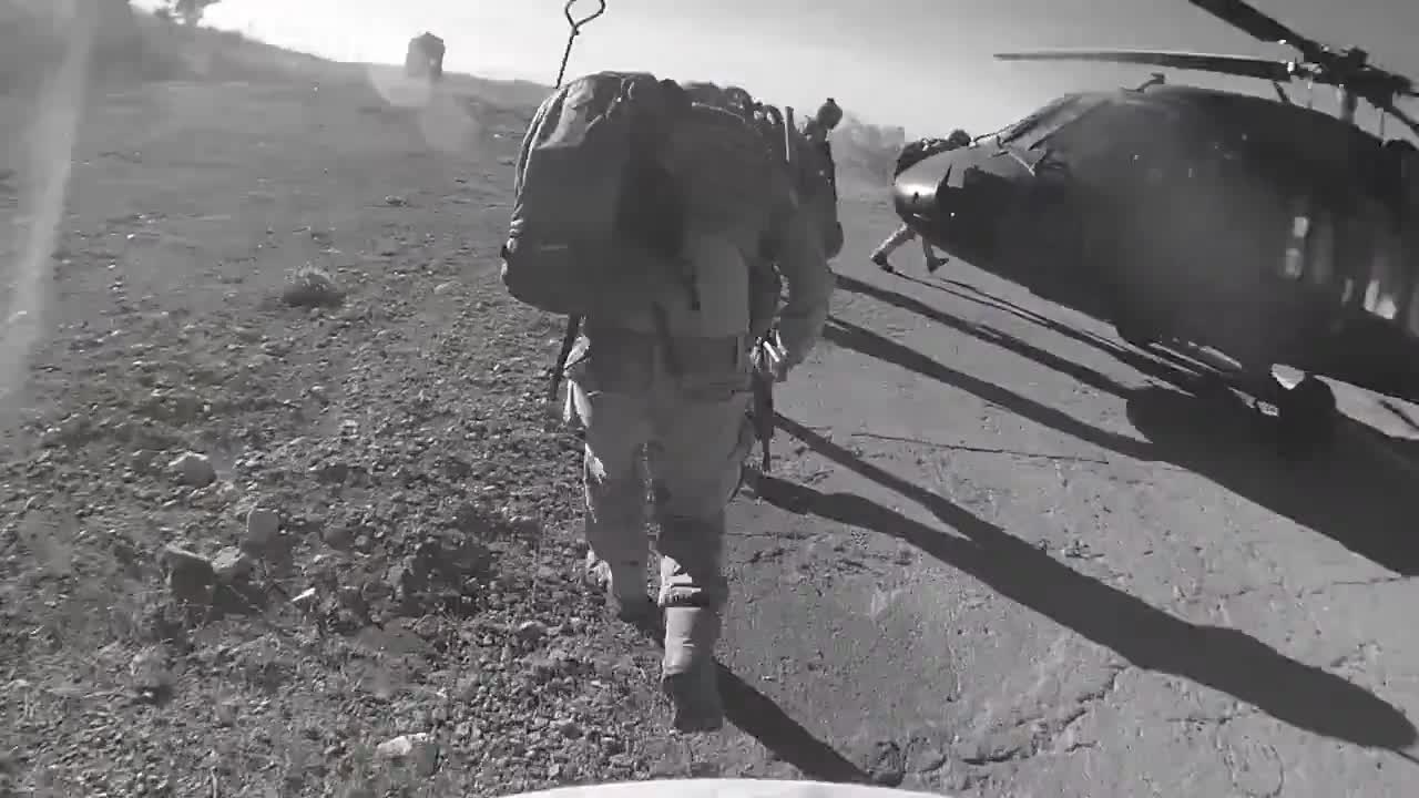 Tunceli’de teröristlerin barındığı 30 sığınak ve mağara kullanılamaz hale getirildi