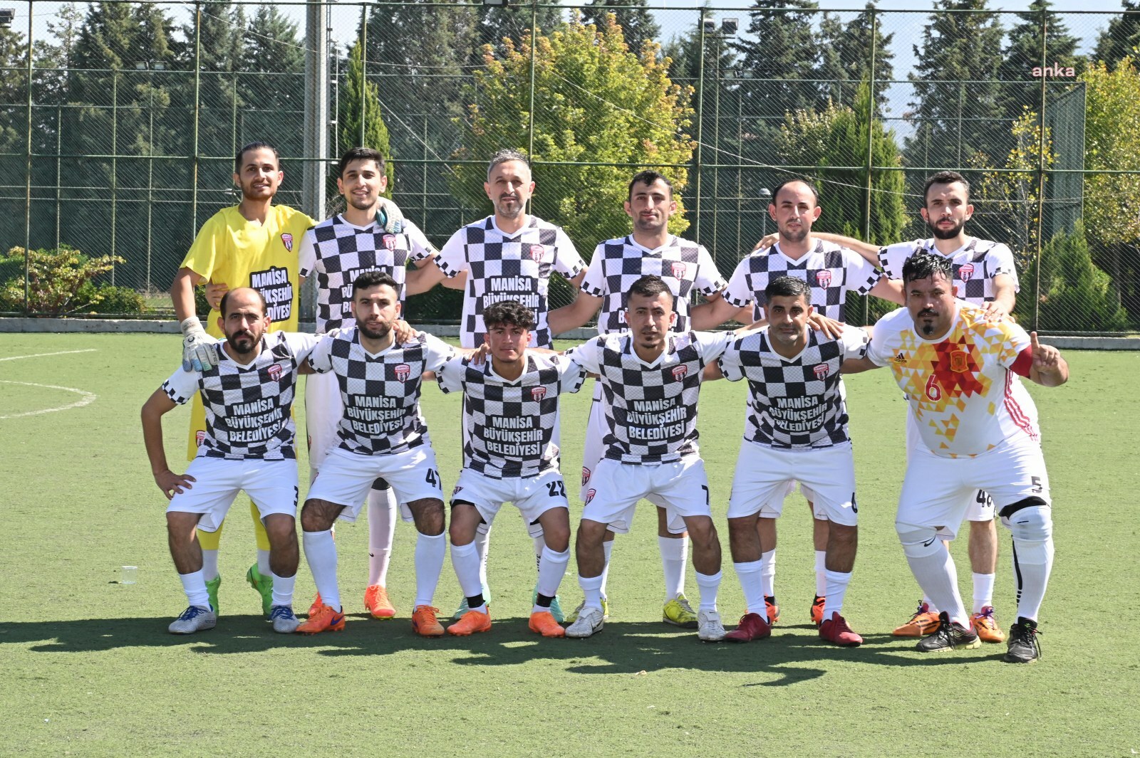 Manisa’da “Sporda Engel Yoktur” sloganıyla farkındalık maçı