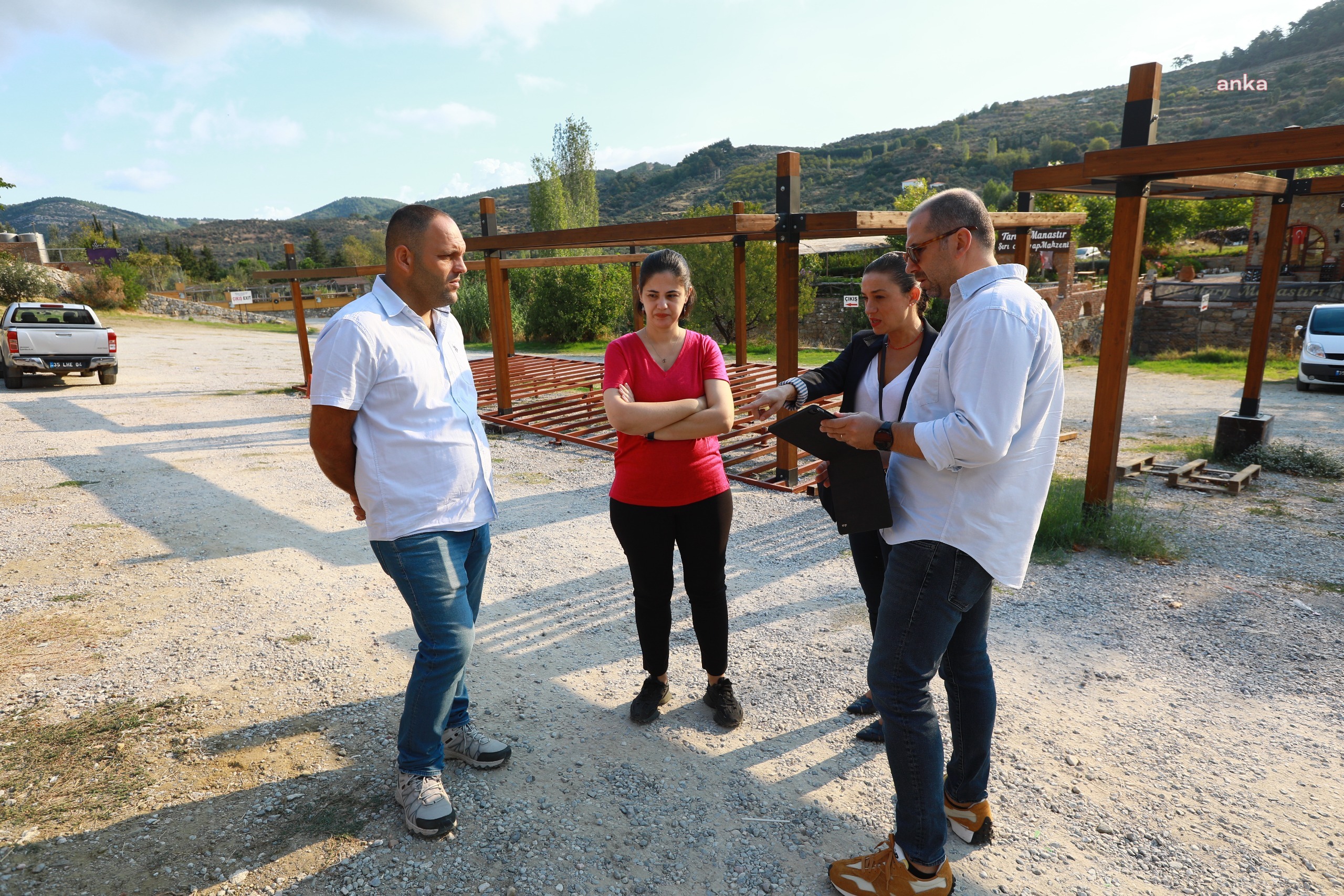 Efes Selçuk Belediye Başkanı Ceritoğlu, yeni haftaya alan ziyaretleri ile başladı