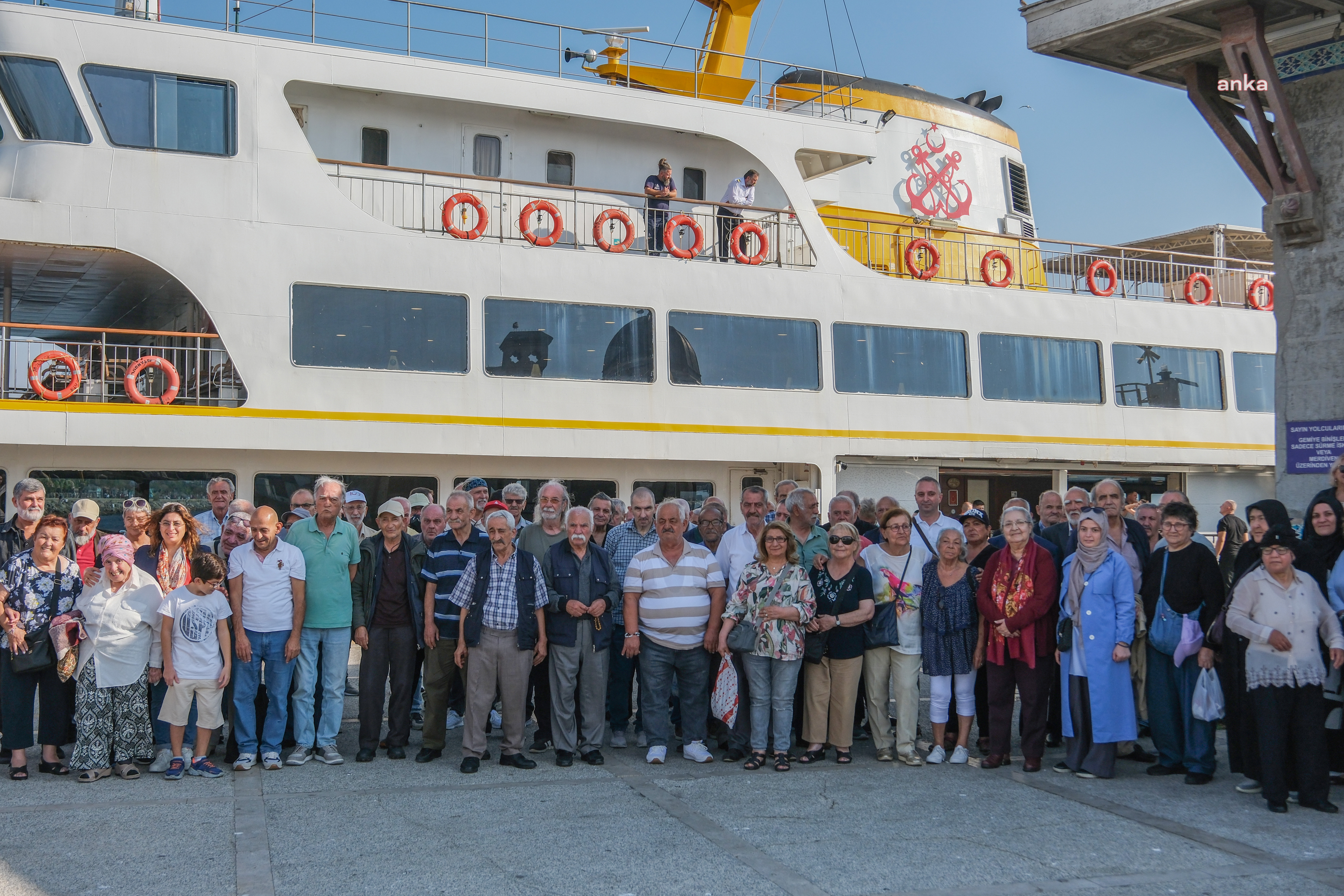 İBB Şehir Hatları A.Ş.’den, Darülaceze sakinlerine özel Boğaz turu