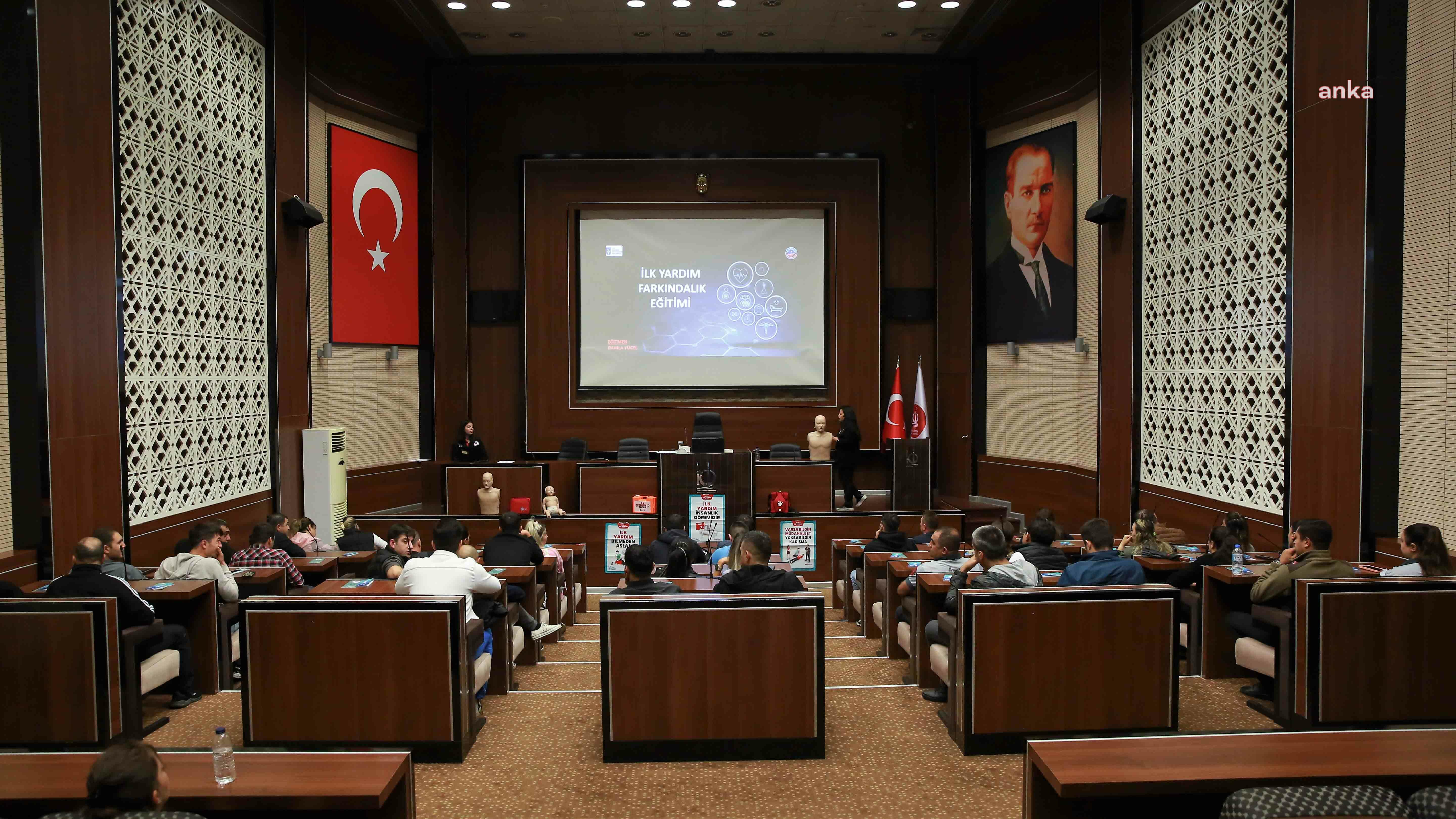 Keçiören Belediyesi personeline ilk yardım eğitimi