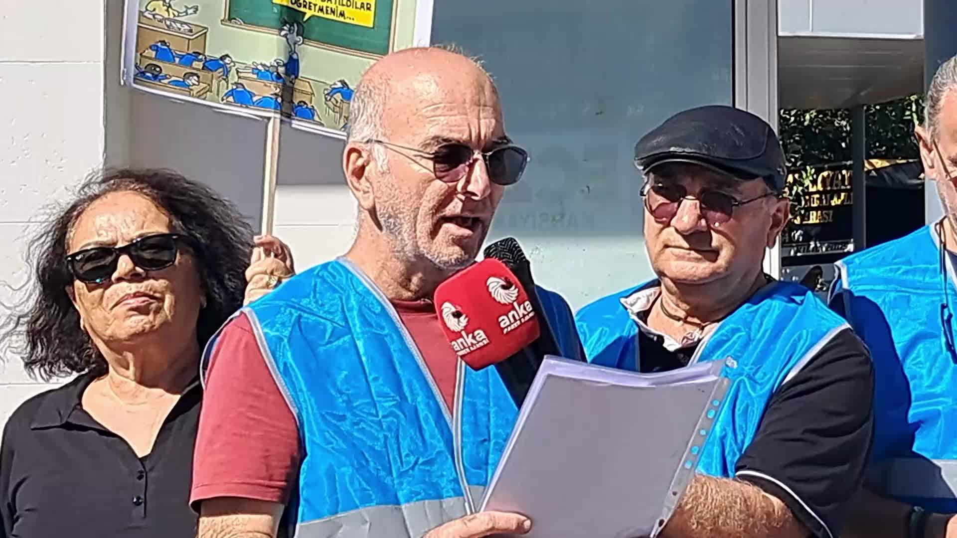Veli-Der İzmir Şubesi: "Köy çocuklarına tek adres olarak tarikat ve cemaat yurtlarını gösteriyorlar"