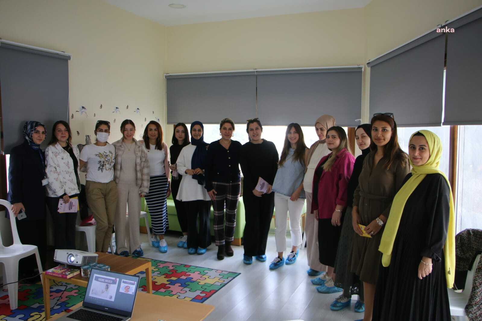 Kartal Belediyesi’nden anne adaylarına gebelik okulu seminerleri