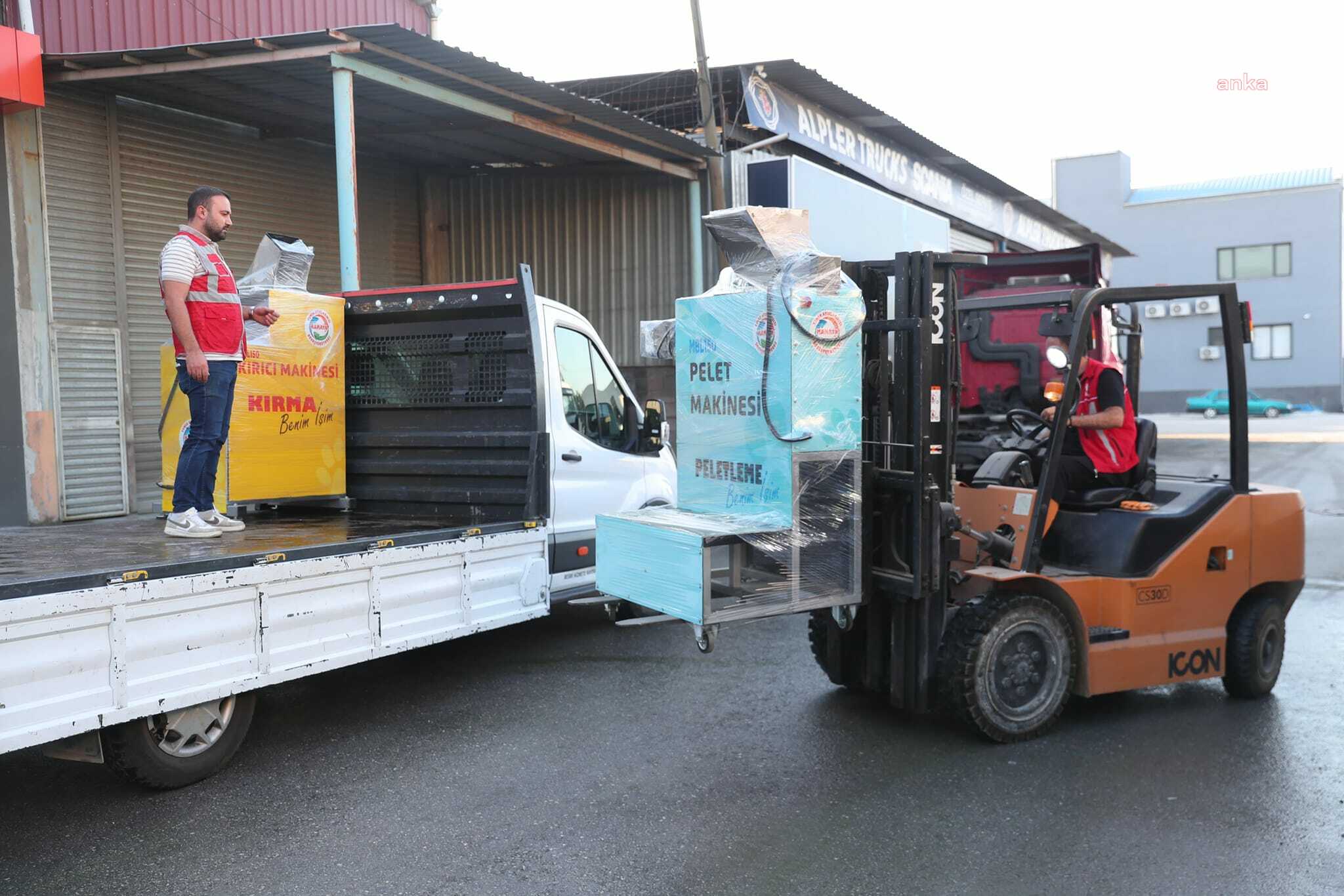 Merkezefendi’de üretilen mama makineleri, Türkiye’ye yayılıyor