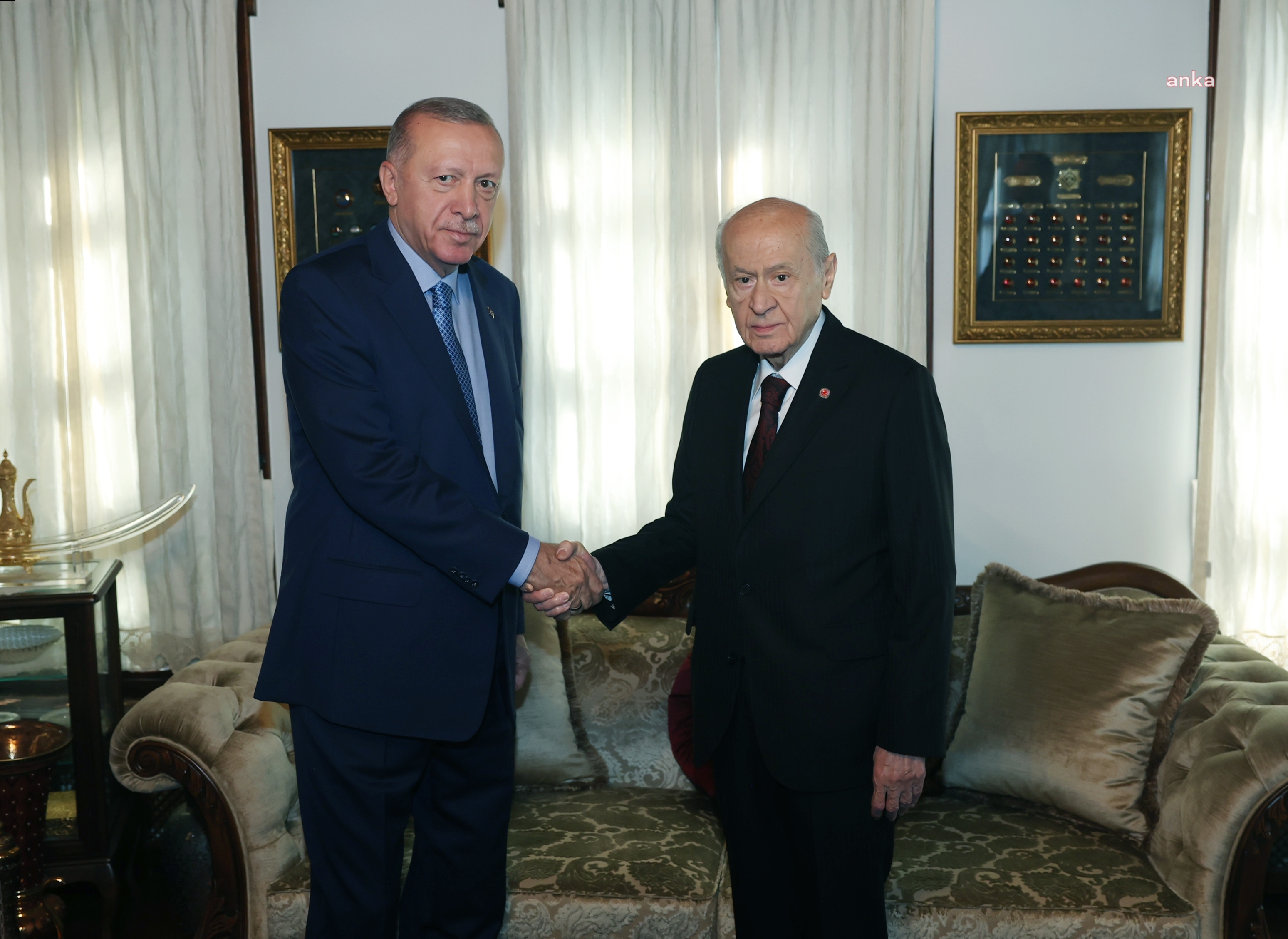 Cumhurbaşkanı Erdoğan ile MHP Lideri Bahçeli görüşmesi sona erdi