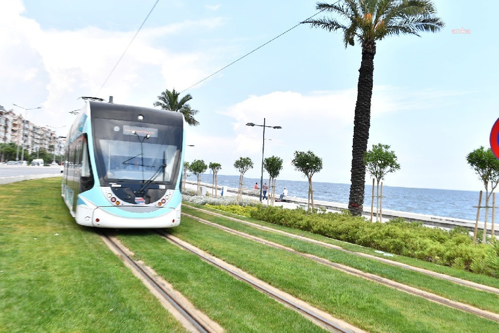 İzmir’e alınacak 22 tramvay aracı için ihale yapıldı