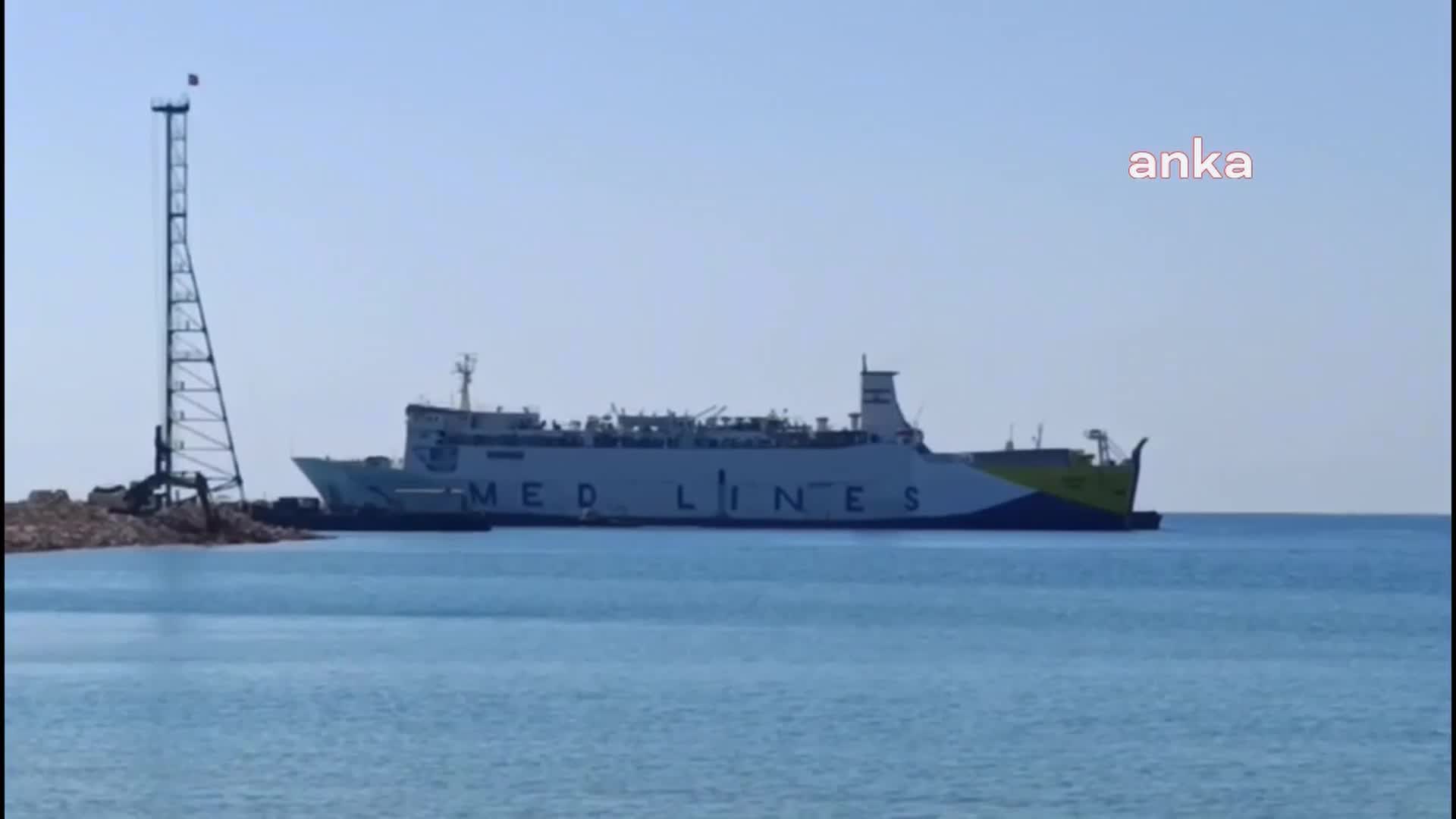 Lübnan'dan kaçan yabancı uyruklu vatandaşların Mersin üzerinden tahliyeleri sürüyor: 320 kişi bugün Taşucu Limanı'na ulaştı