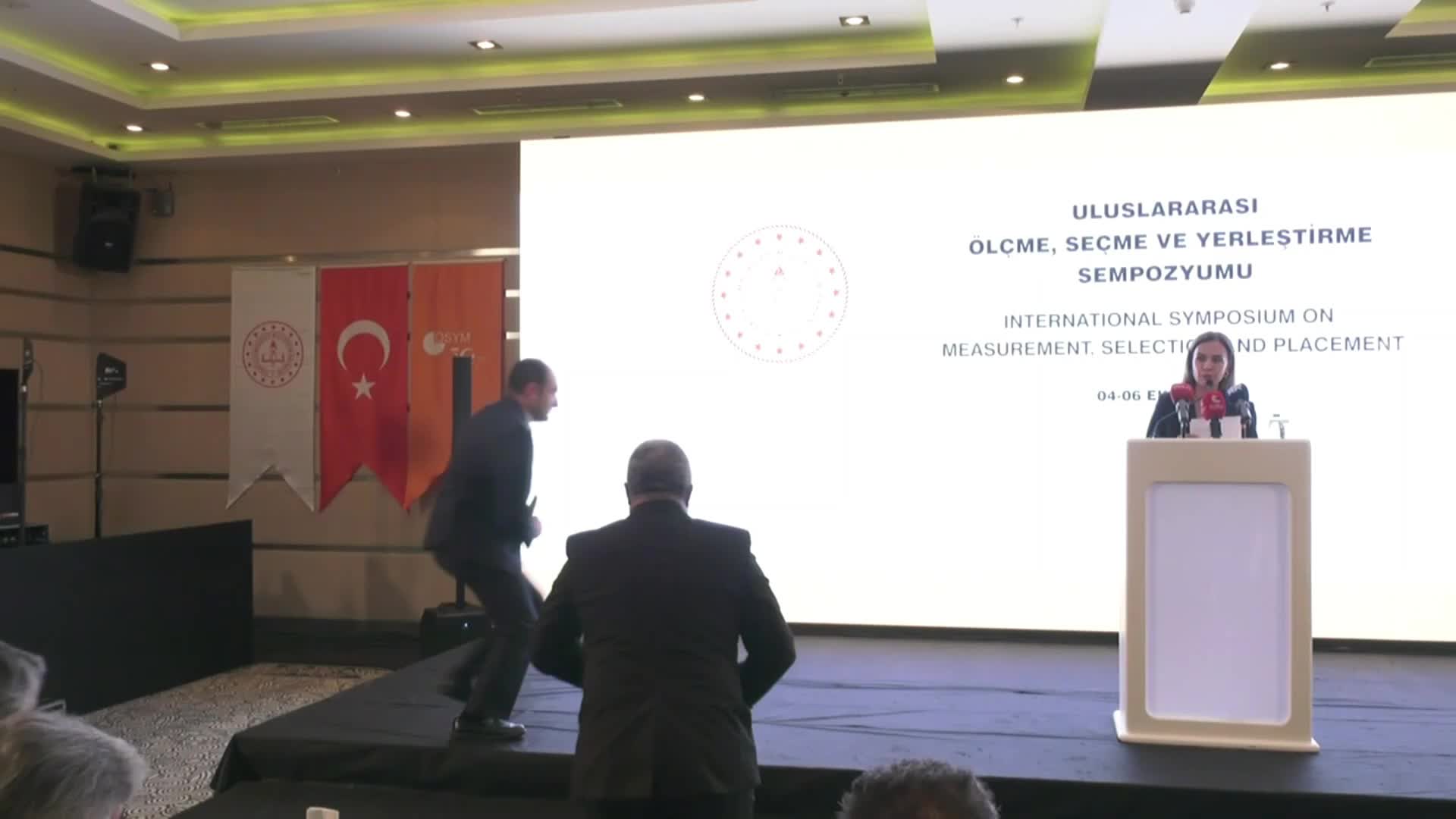 "Uluslararası Ölçme, Seçme ve Yerleştirme Sempozyumu" Ankara'da başladı... Bakan Yardımcısı Yelkenci: "4 4 4 sisteminin son yılını yeniden ele almamız gerektiği aşikar"