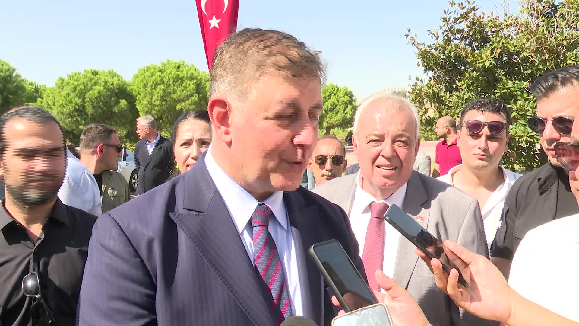 Milli Savunma Bakanlığı, 29 Ekim'de İzmir’de SOLOTÜRK gösterilerinin yapılacağını duyurdu… Başkan Tugay: “Önümüzdeki dönemde de İzmir’in ihmal edilmemesini bekliyoruz”