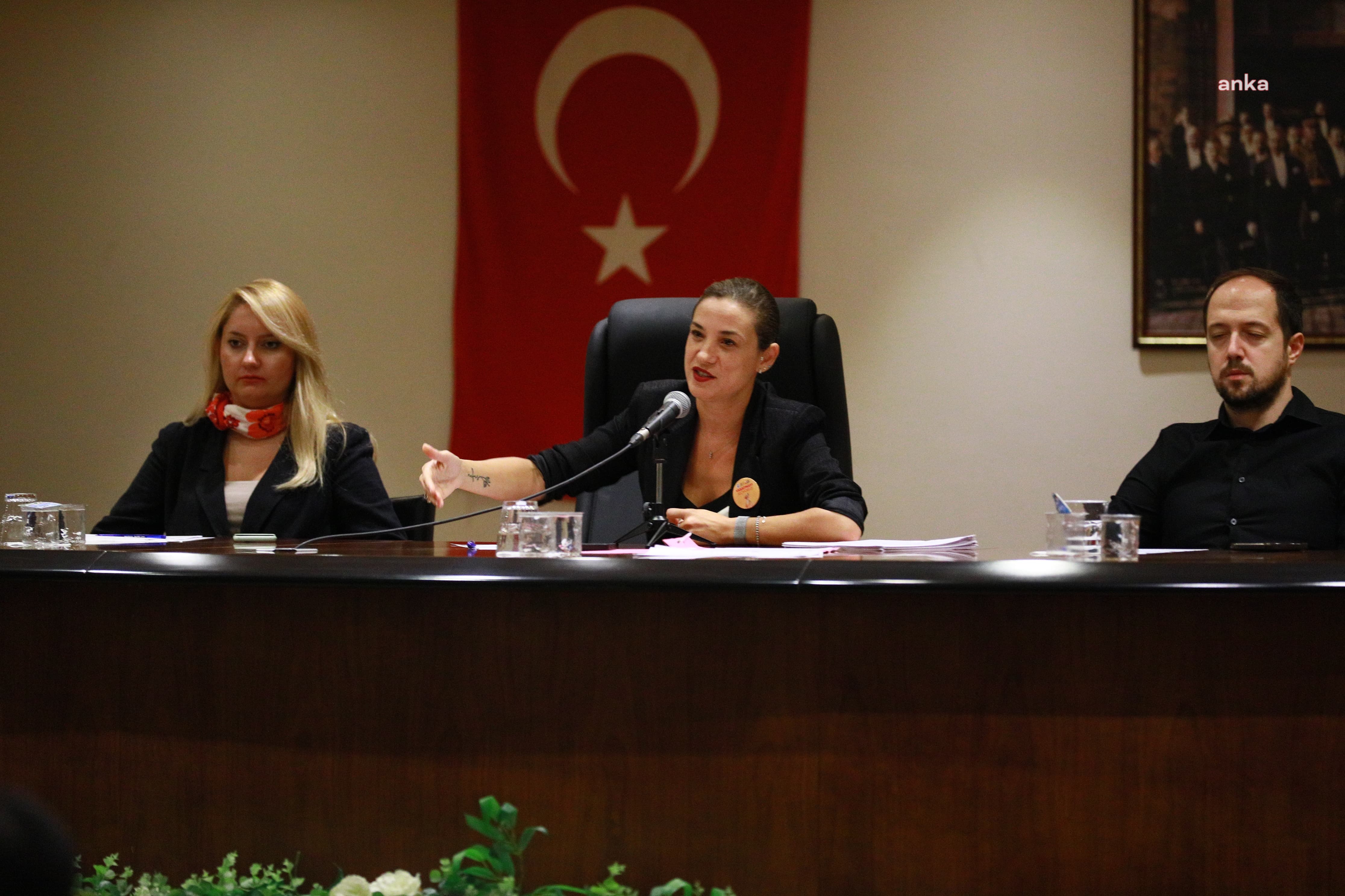Efe Selçuk Belediye Başkanı Sengel, SKG borçları için AK Parti sıralarına seslendi: Yürüyün beraber gidelim