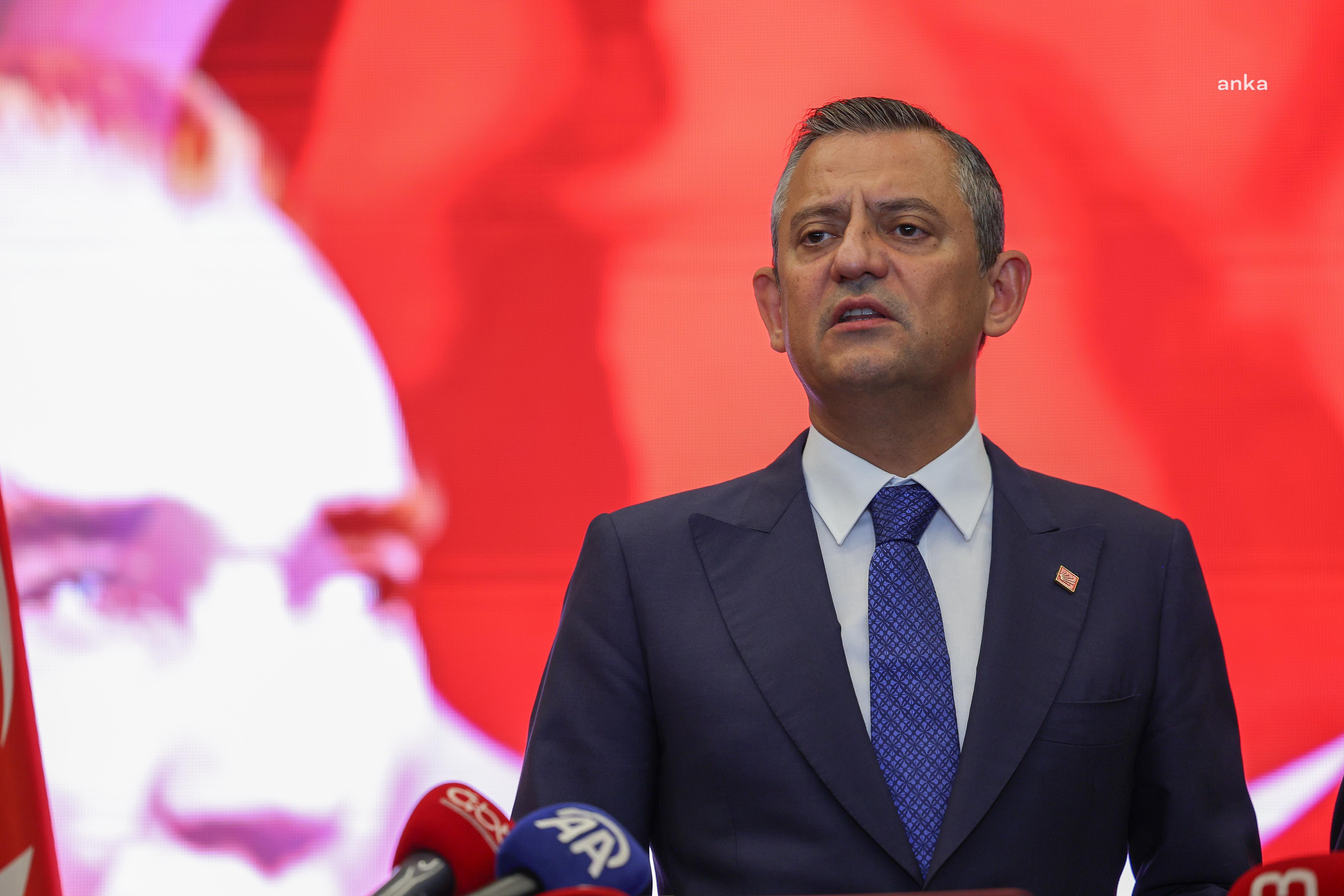 Özgür Özel: Bahriye Üçok'u katledilişinin 34'üncü yılında özlemle ve saygıyla anıyorum