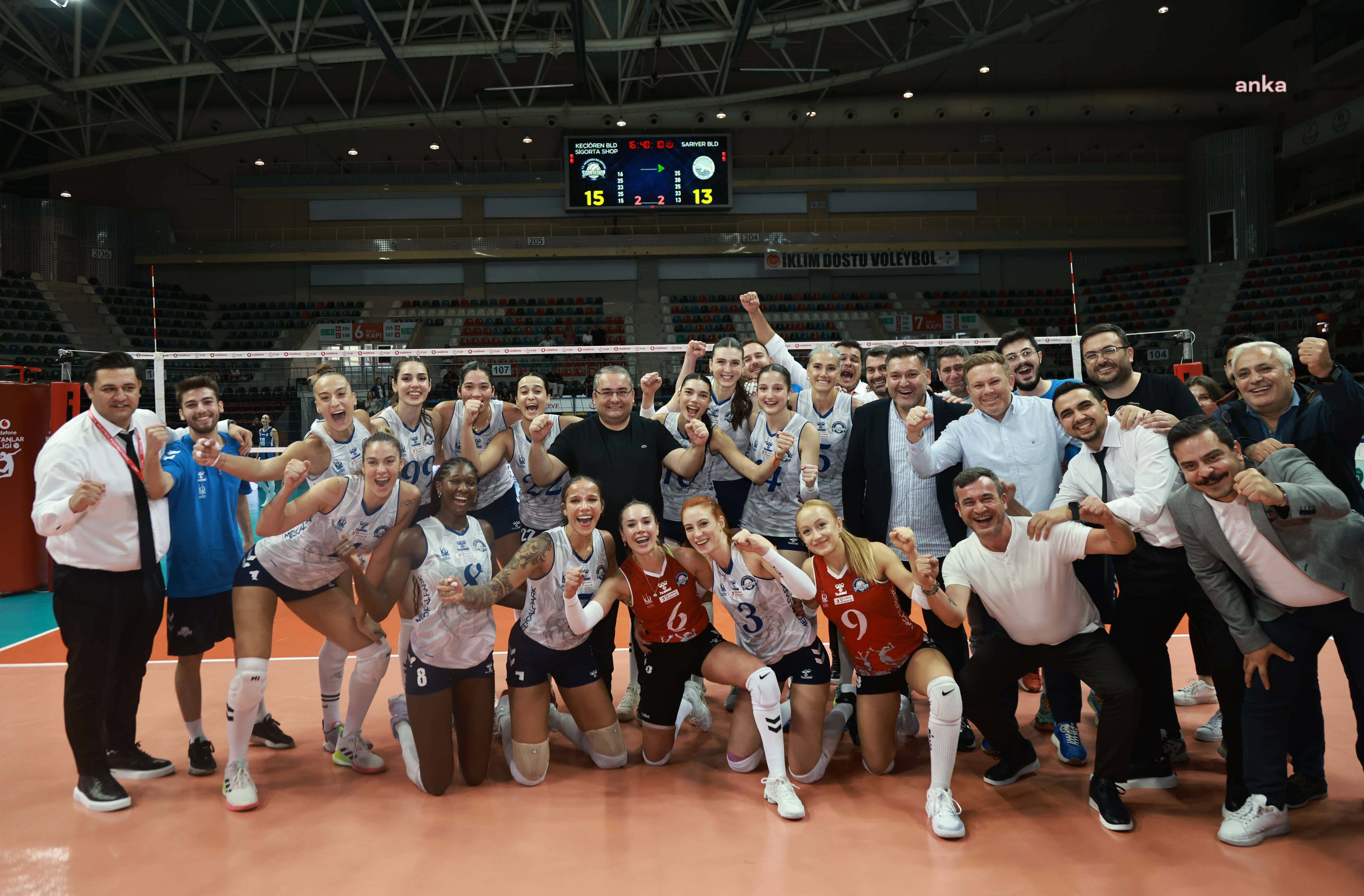 Keçiören Belediyesi Kadın Voleybol Takımı, sezona galibiyetle başladı