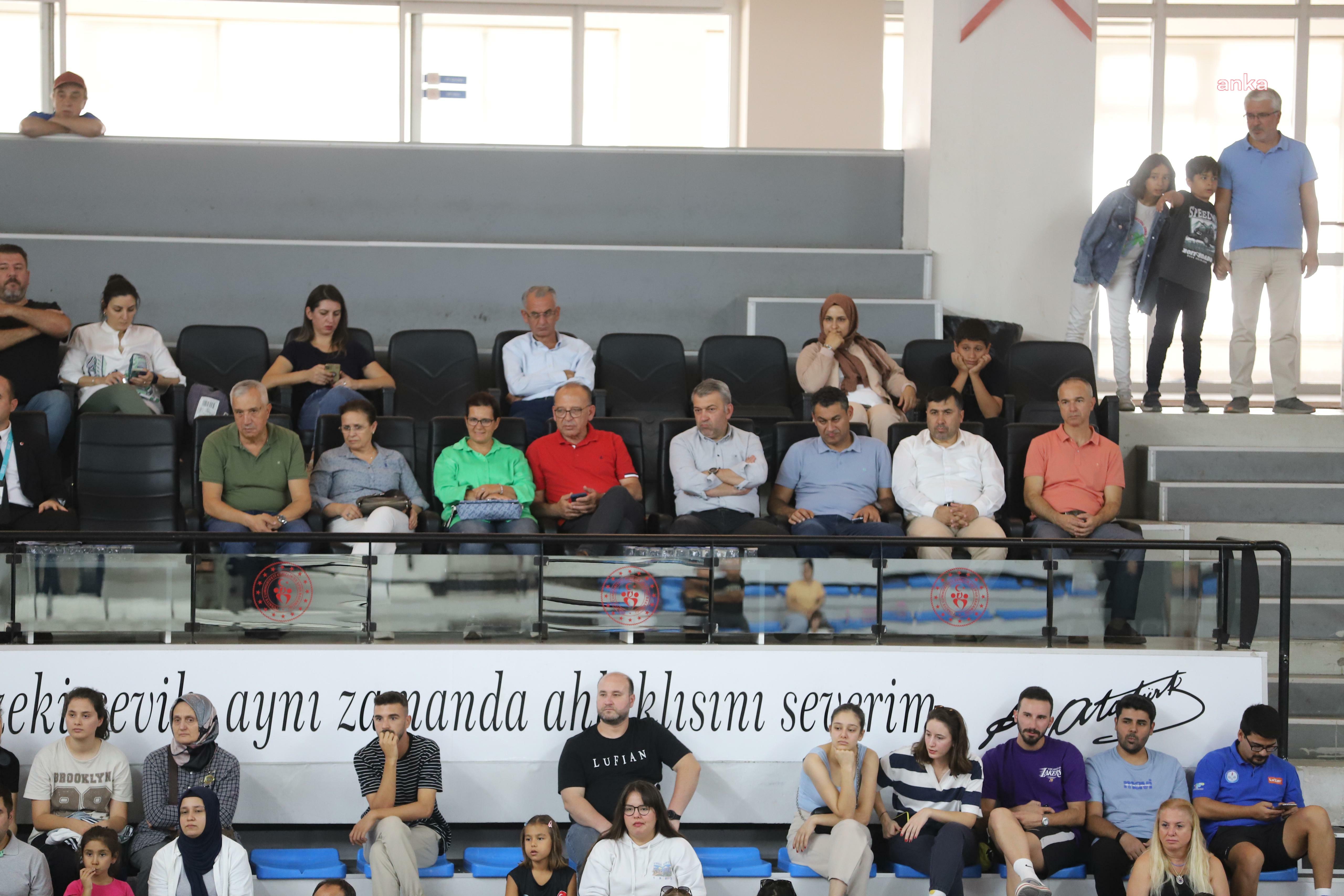 Turgutlu Belediyespor Kadın Basketbol Takımı, Yalova VİP Takımı'nı mağlup etti