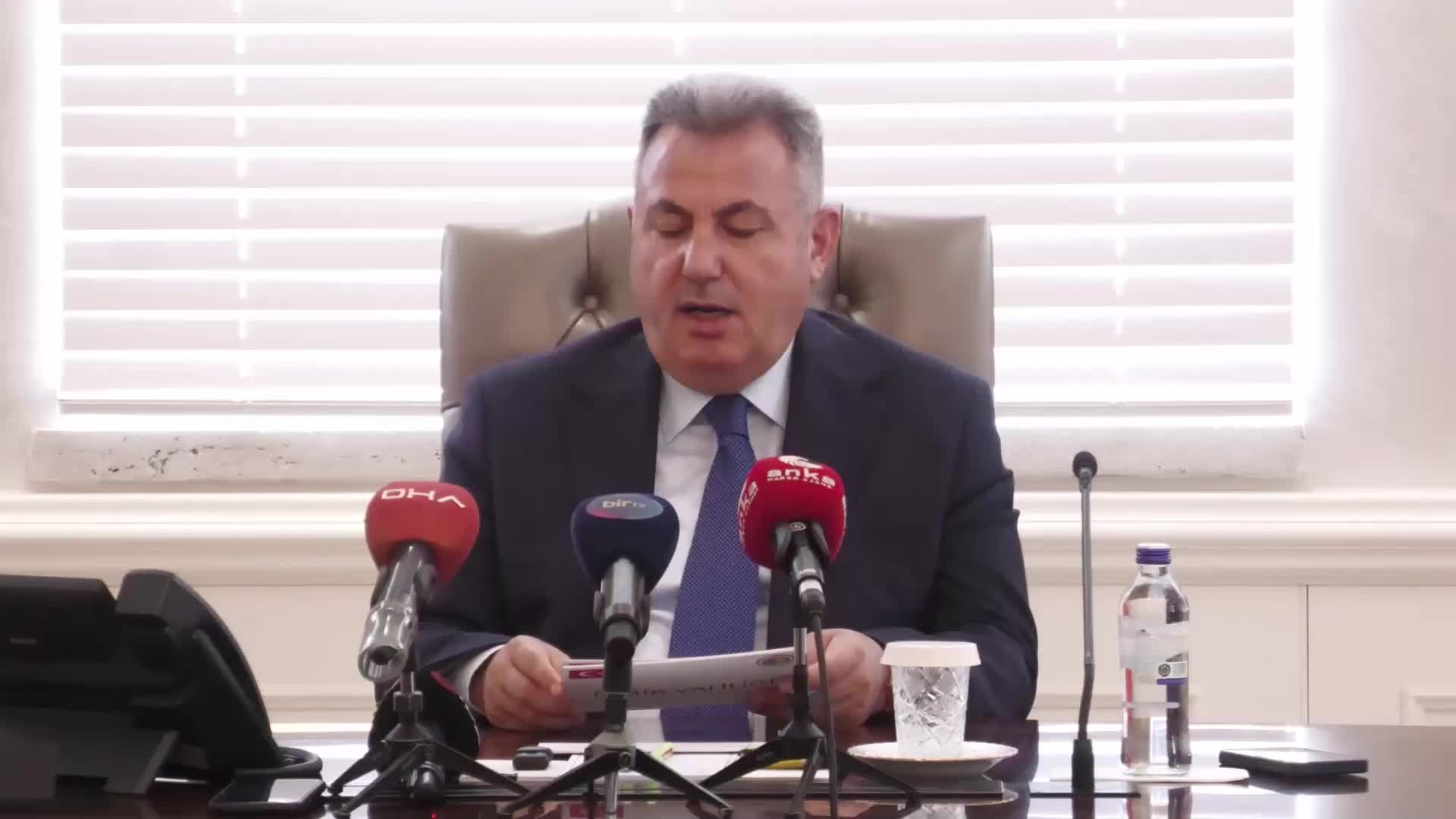 İzmir Valisi Elban: Şehrimizde mevcut yapı stoku, 30 Ekim depremi veya birkaç derece daha büyük bir depremde yıkıcı sonuçlara yol açabilir