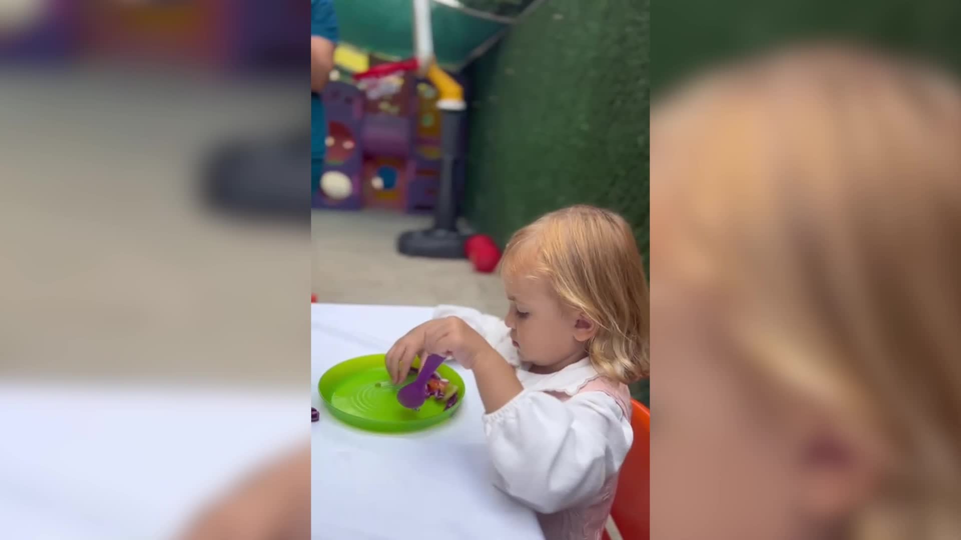Esenyurtlu miniklerin ürettiği turşular, can dostlar için mamaya dönüştü