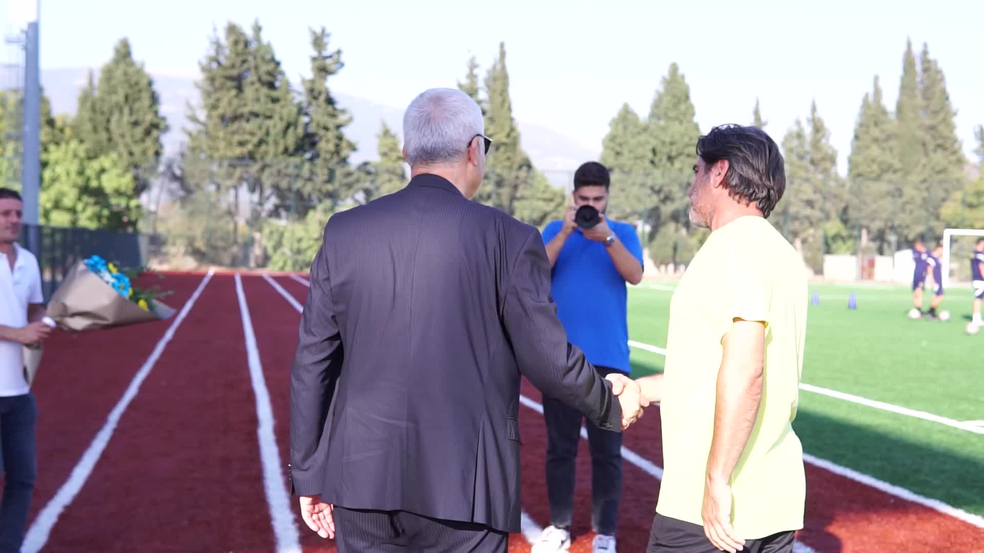 Kemalpaşa Belediye Başkanı Mehmet Türkmen'den Kemalpaşaspor’a ziyaret