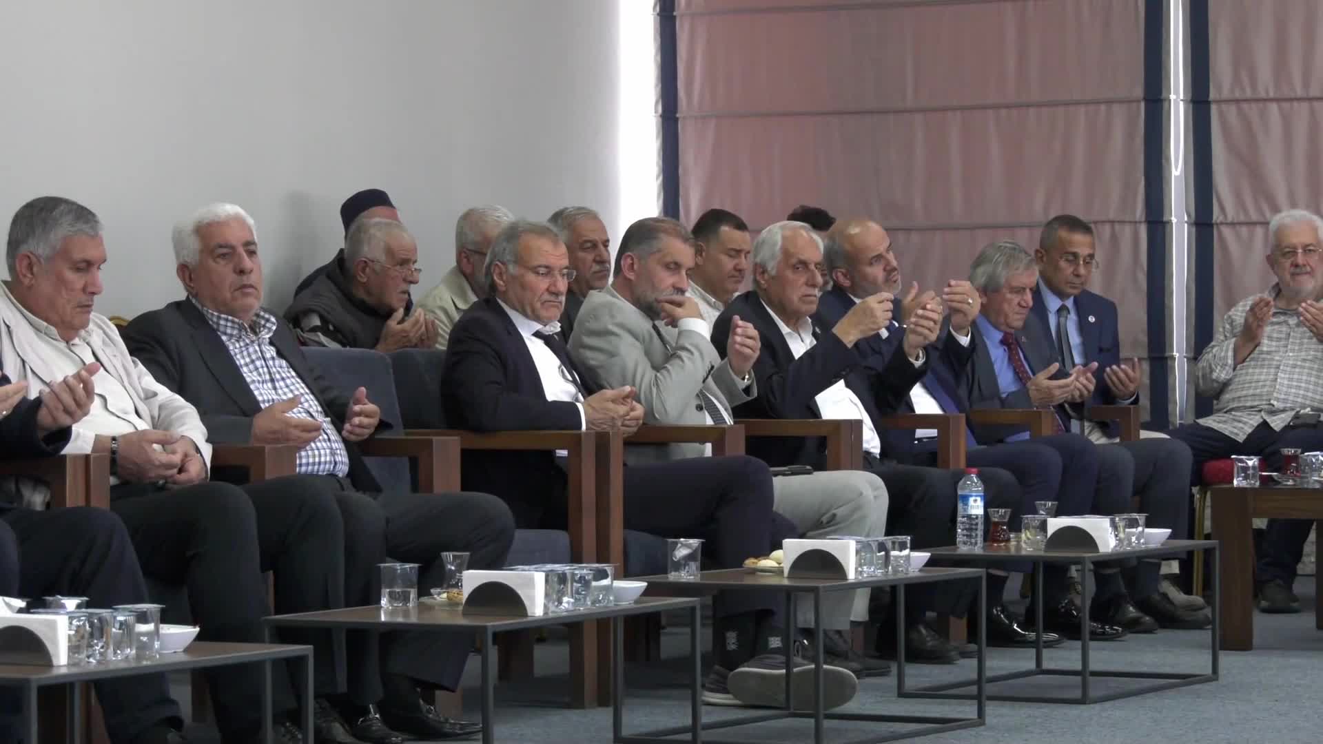 TBMM Başkanvekili Bekir Bozdağ'dan, Recai Kutan için Saadet Partisi'ne  taziye ziyareti