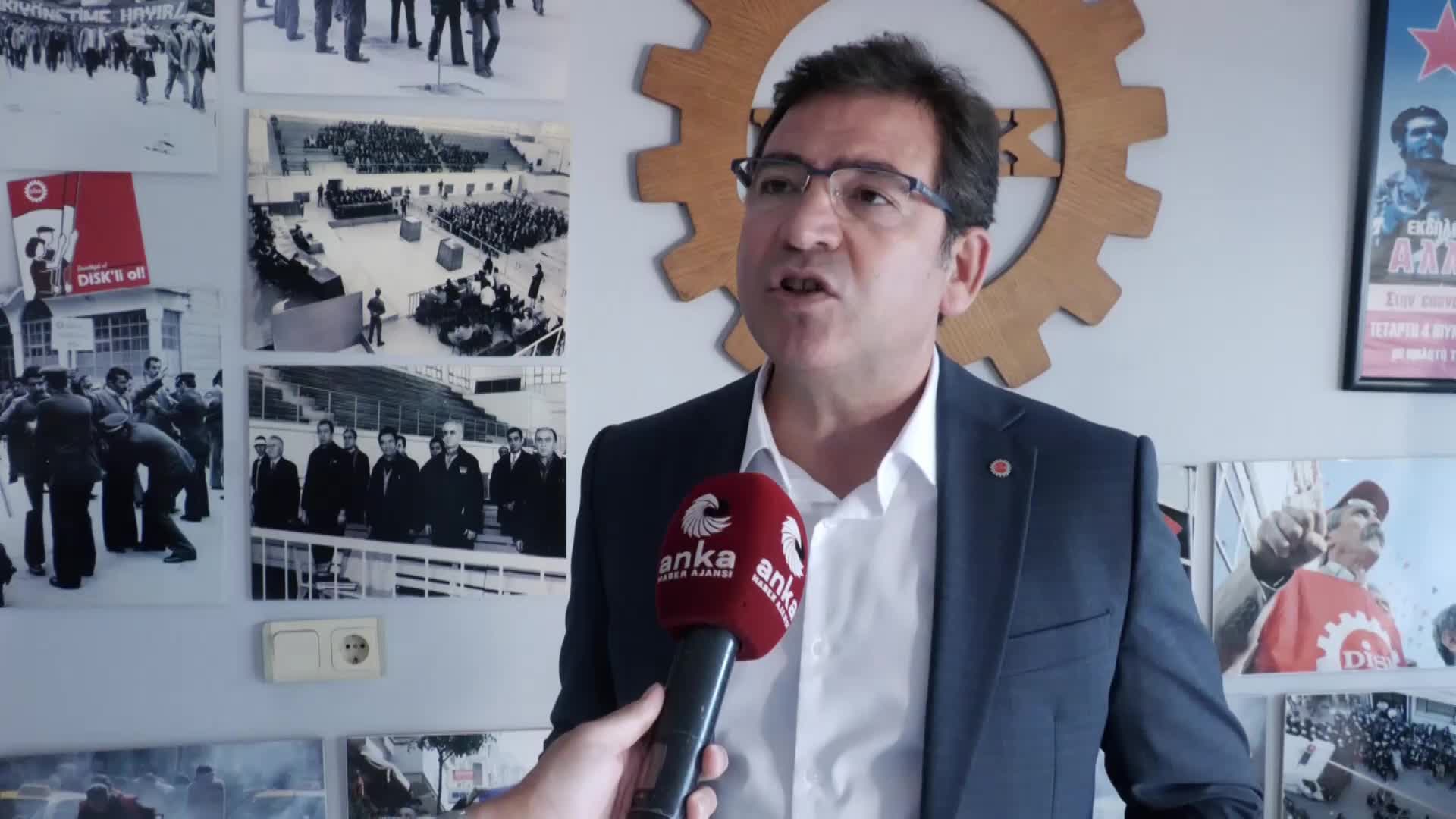 Çalışma ve Sosyal Güvenlik Bakanlığı sendikalarla 'yetki' gündemiyle toplanacak....Birleşik Metal-İş Başkanı Atar: “AYM kararlarıyla birlikte TBMM’ye kanun değişikliği getirilmeli”