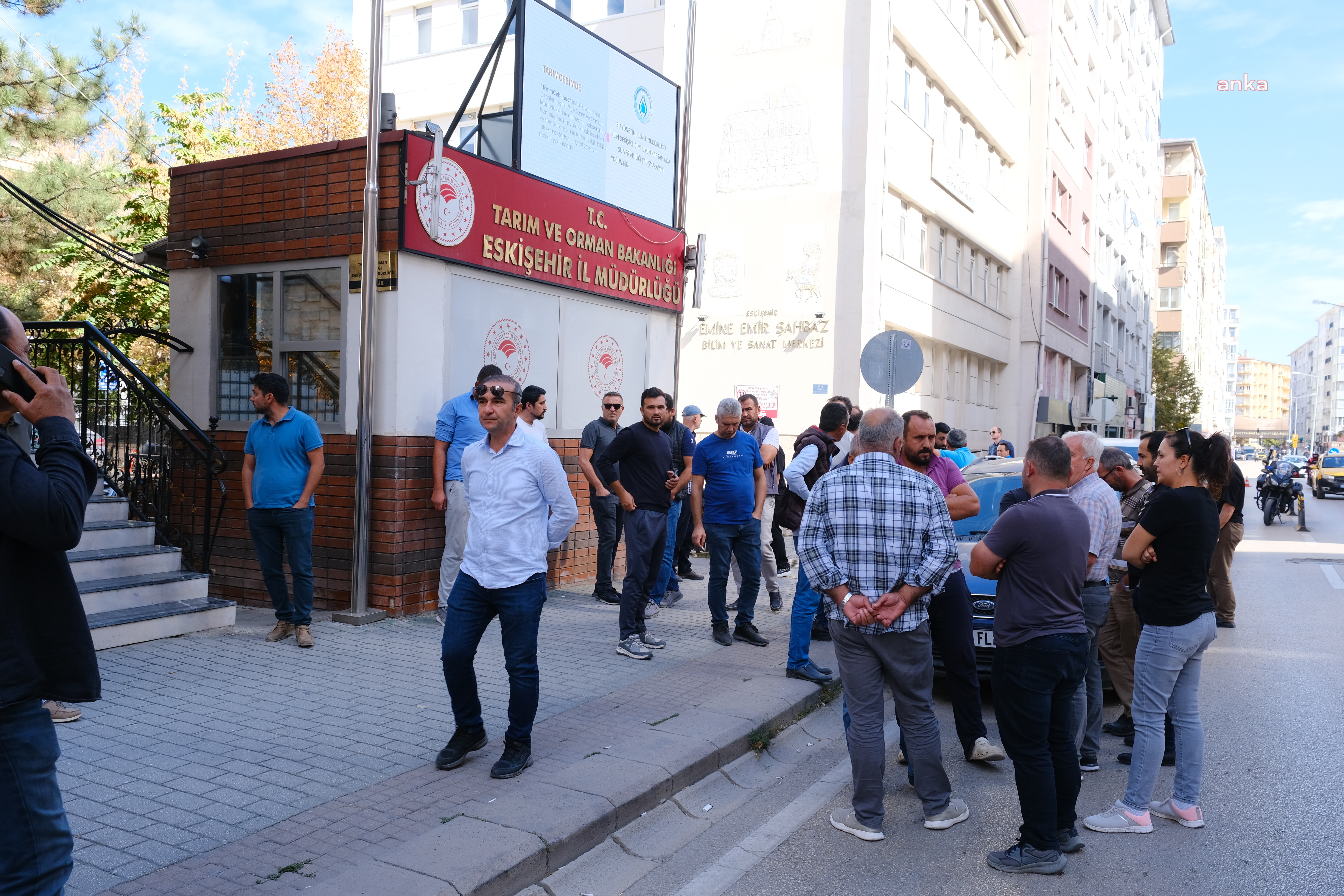 Eskişehirli mısır üreticilerinden mısır ithalatında gümrük vergisinin düşürülmesini tepki: Tarlada biçerleri bir hafta durduruyoruz