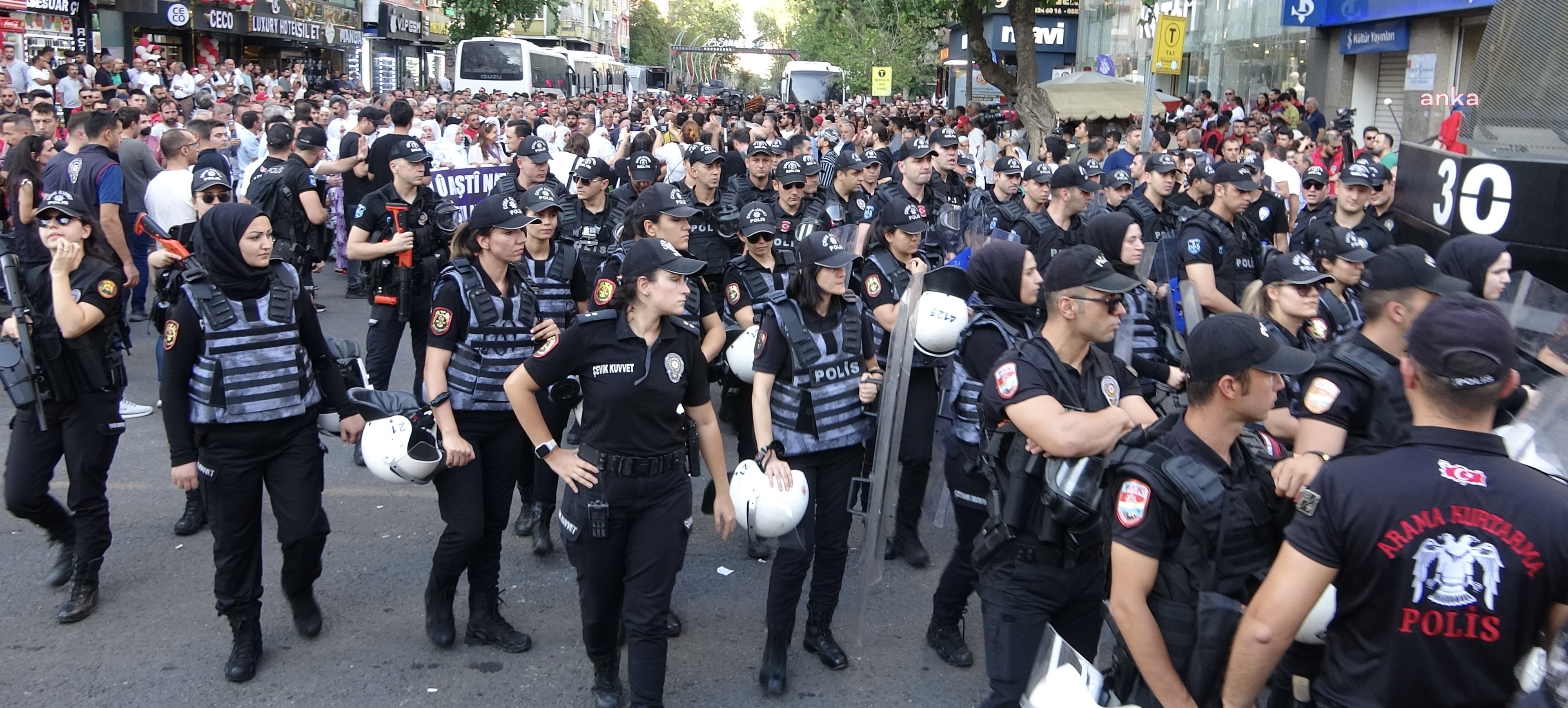 Doğu ve Güneydoğu’da eylem ve etkinliklere yasak getirildi