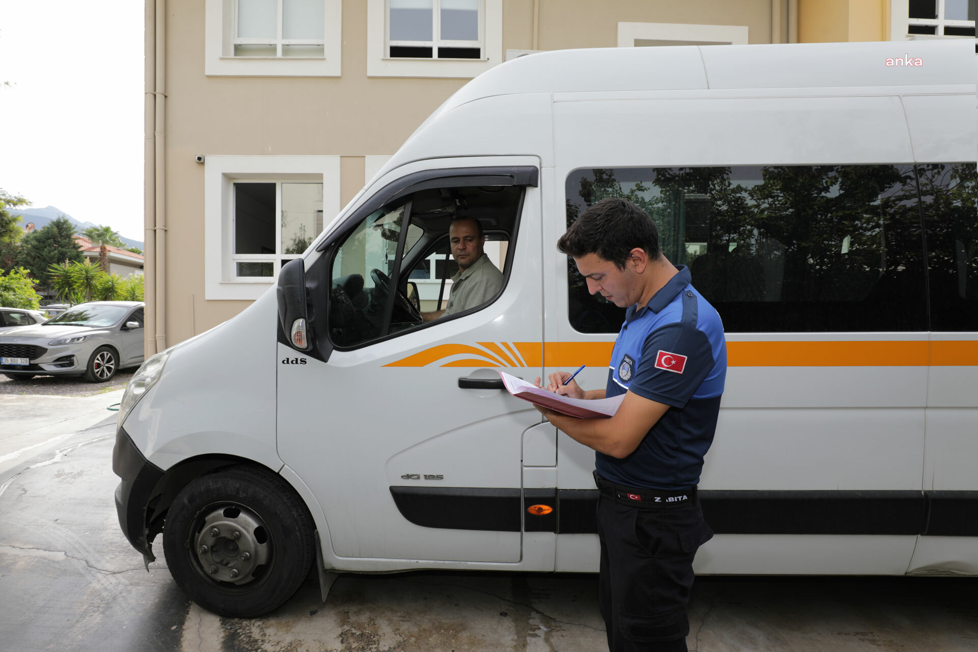 Narlıdere’de okul servisleri denetlendi