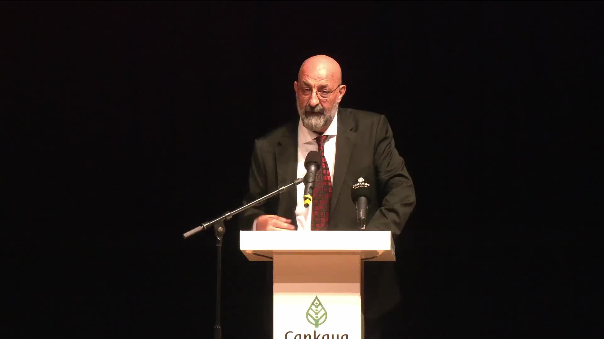 Bu yıl ilk kez düzenlenen Ahmet Say Müzik ve Edebiyat Ödülleri sahiplerini buldu