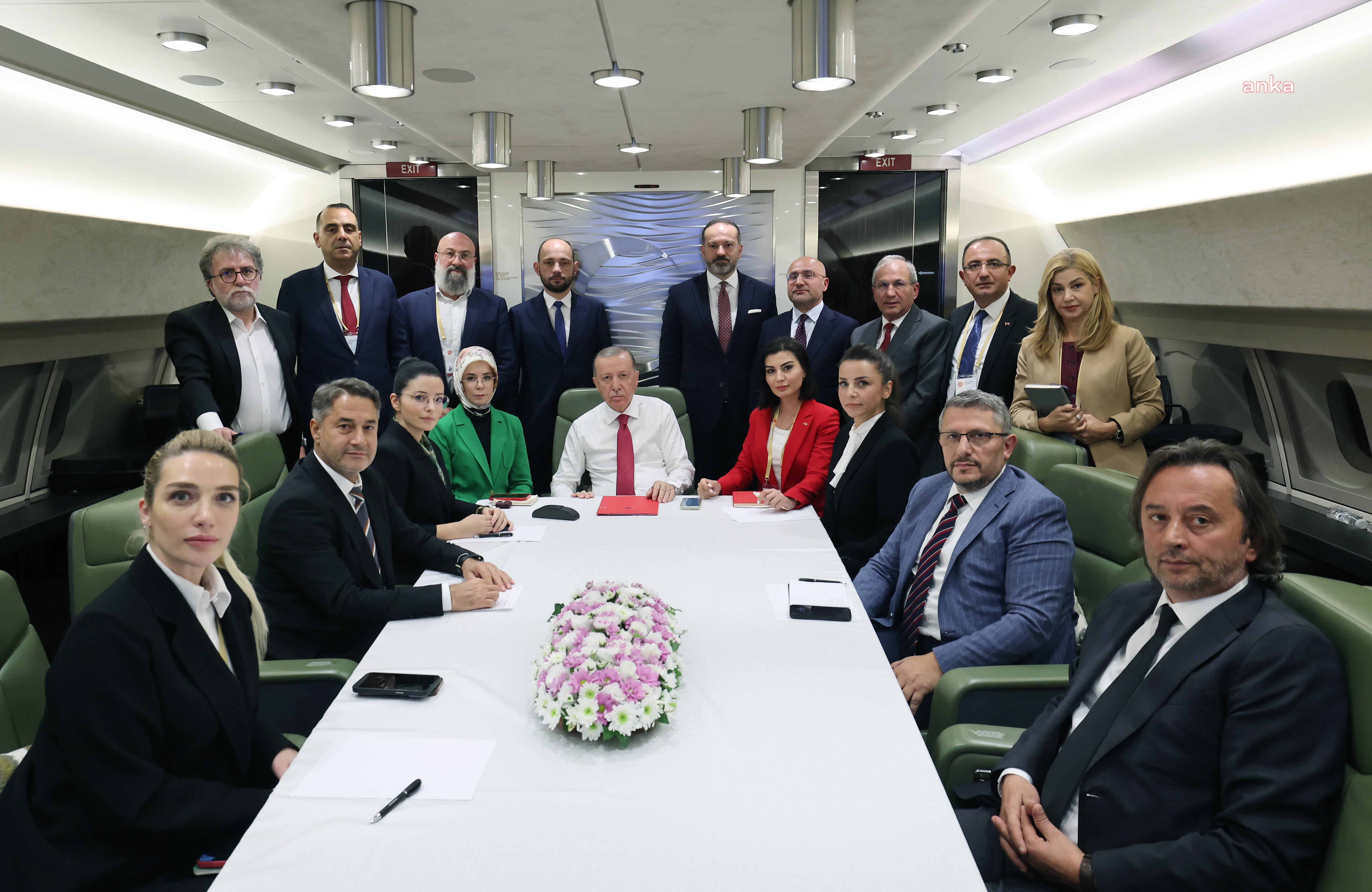 Cumhurbaşkanı Erdoğan: Genel başkan yardımcılarında değişiklikler olabileceği gibi kabinede de değişiklikler olabilir