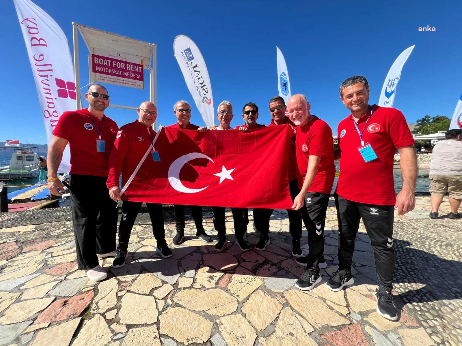Eskişehir Büyükşehir sporcuları, Sualtı Görüntüleme Dünya Şampiyonası’nda iki kategoride altın madalya aldı