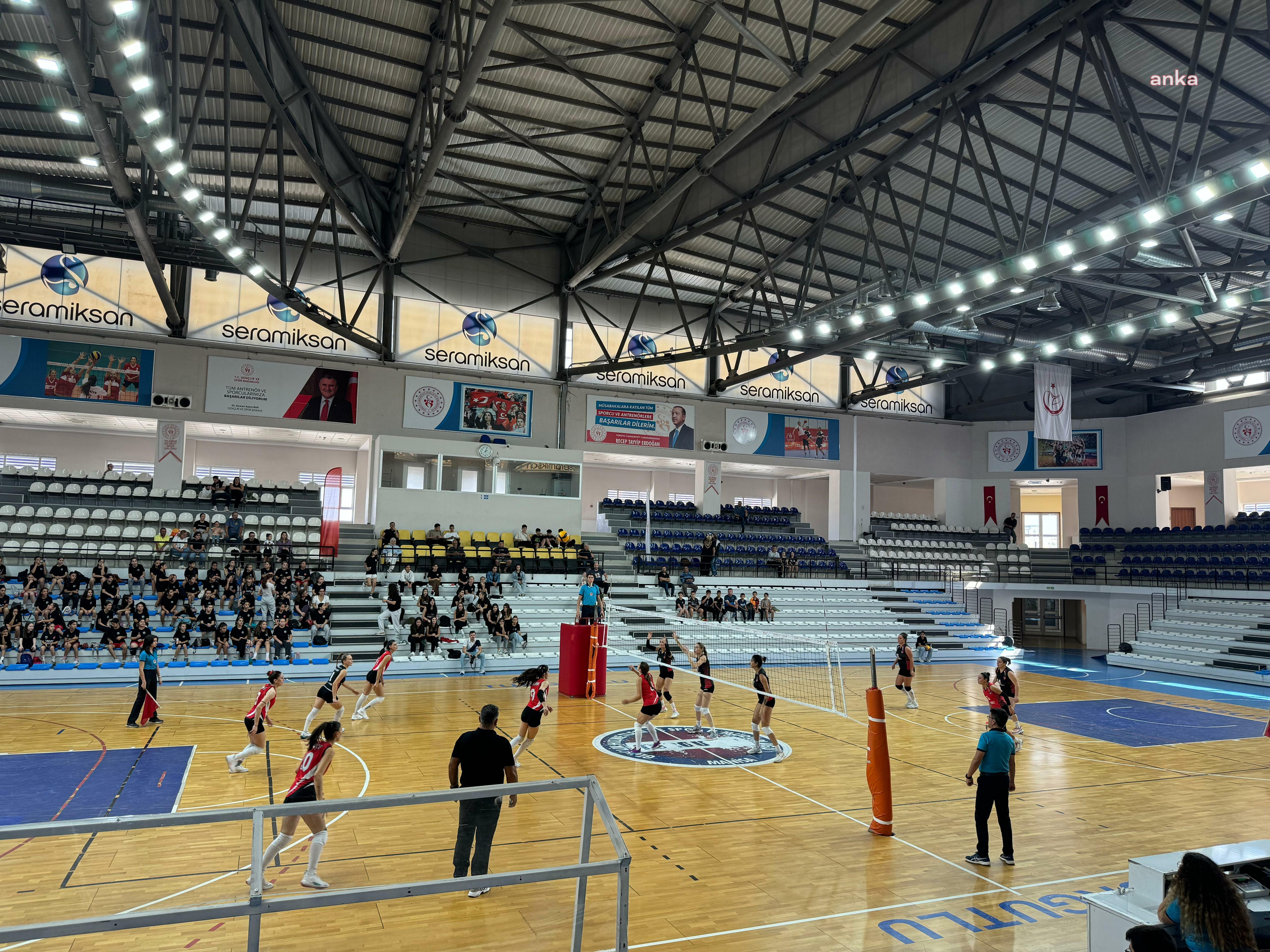 Turgutlu Belediyesi Kadın Voleybol Takımı ikinci galibiyetini aldı