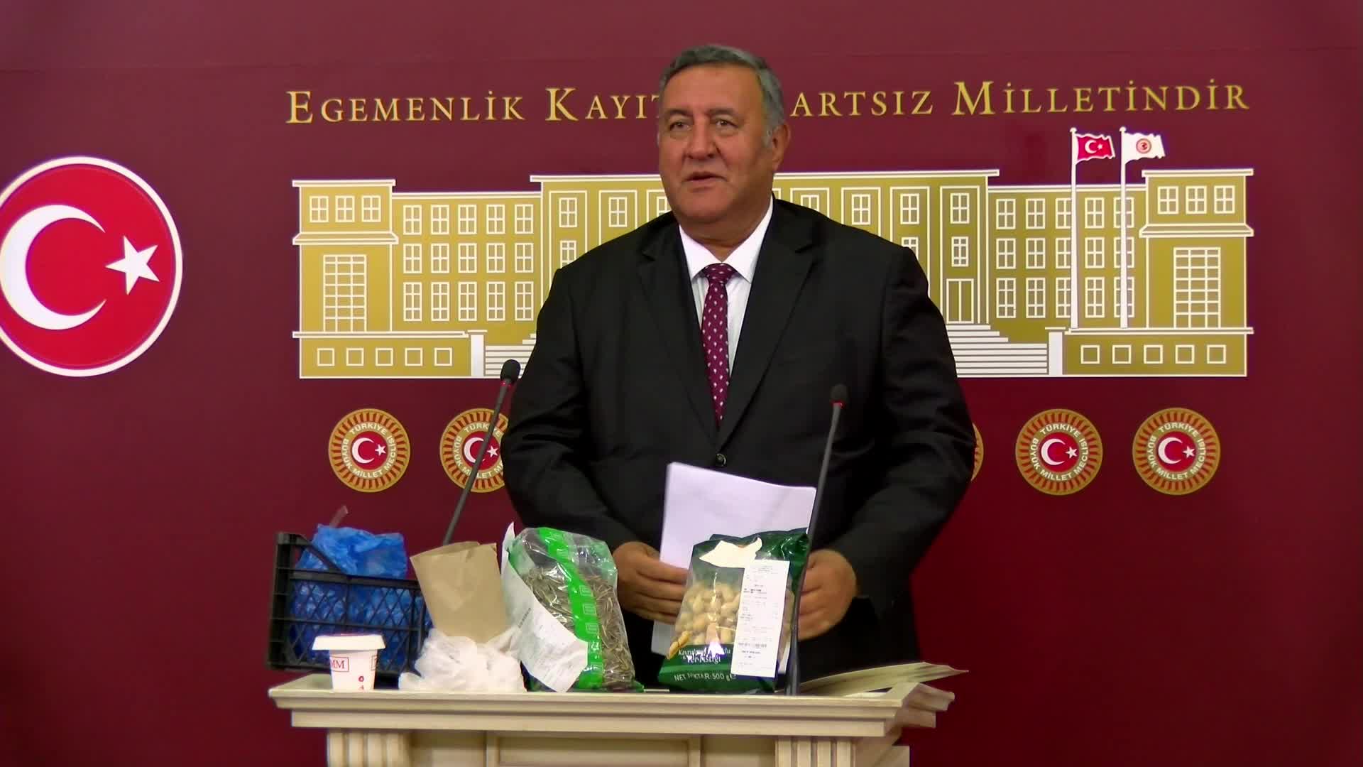 Ömer Fethi Gürer: "Çerezlik ürünlerde piyasanın arz talep dengesi bozulduğu için fiyatlarda oynamayı getirecek"