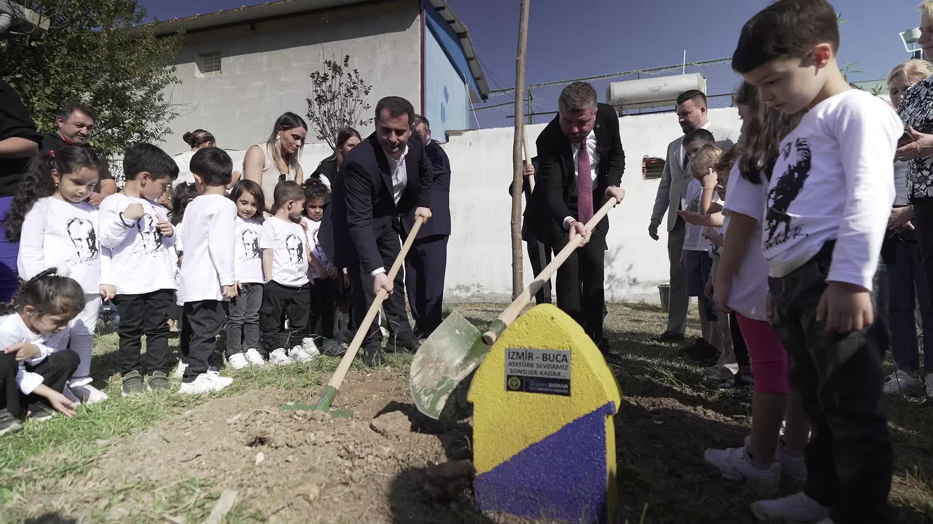 Uluslararası Balkan Şenliği’nin konukları Buca’yı gezdi