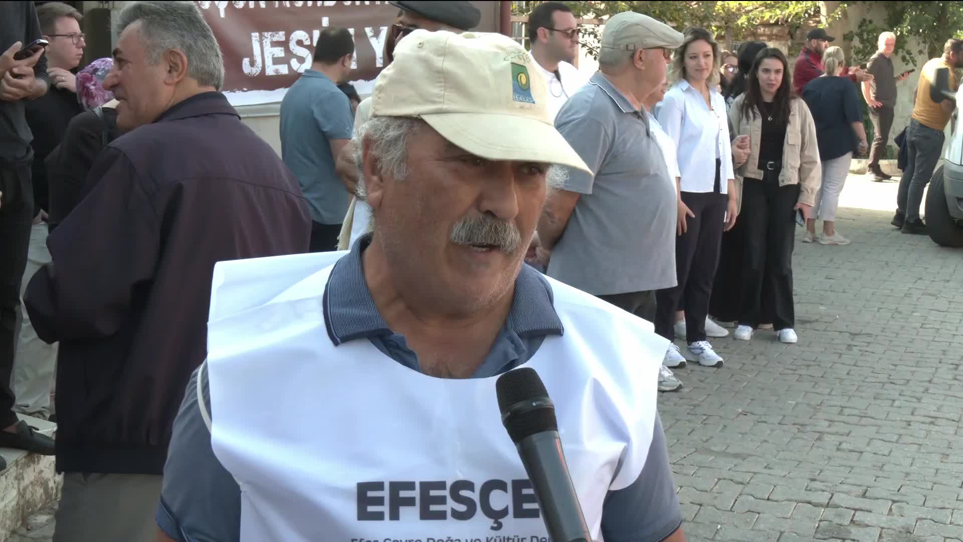 İzmir ve Aydın’ı etkileyecek JES projesi için yapılacak toplantıya bölge halkı izin vermedi… 86 yaşındaki Üstdağ: 100 yaşına girsem yine ‘hayır’ derim