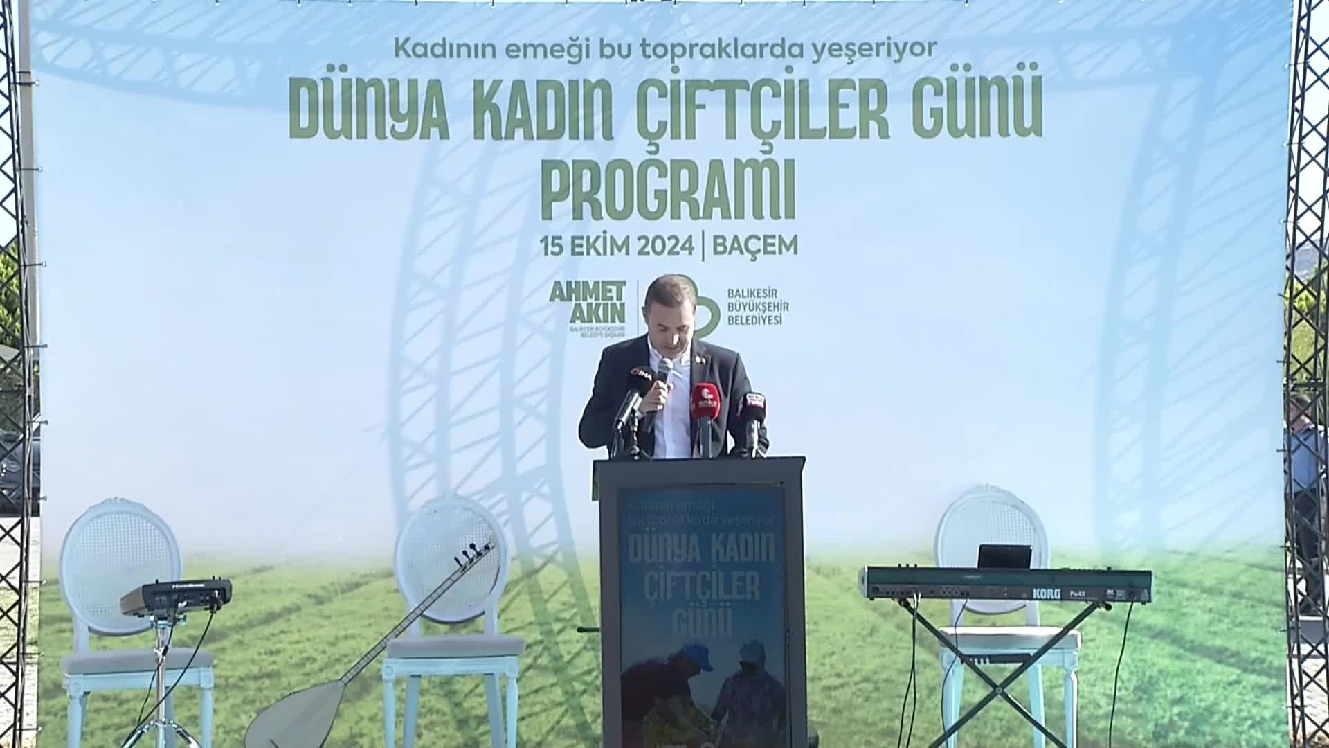 Balıkesir Büyükşehir Belediyesi'nden Dünya Kadın Çiftçiler Günü’ne özel program... Ahmet Akın: "Kadın çiftçilerimizin adı da  yetkisi de kazancı da olacak"