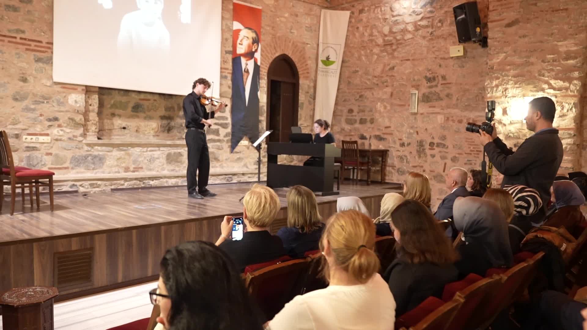 Osmangazi’de Oda Orkestrası Konseri “Narin’e Ağıt” temasıyla gerçekleşti