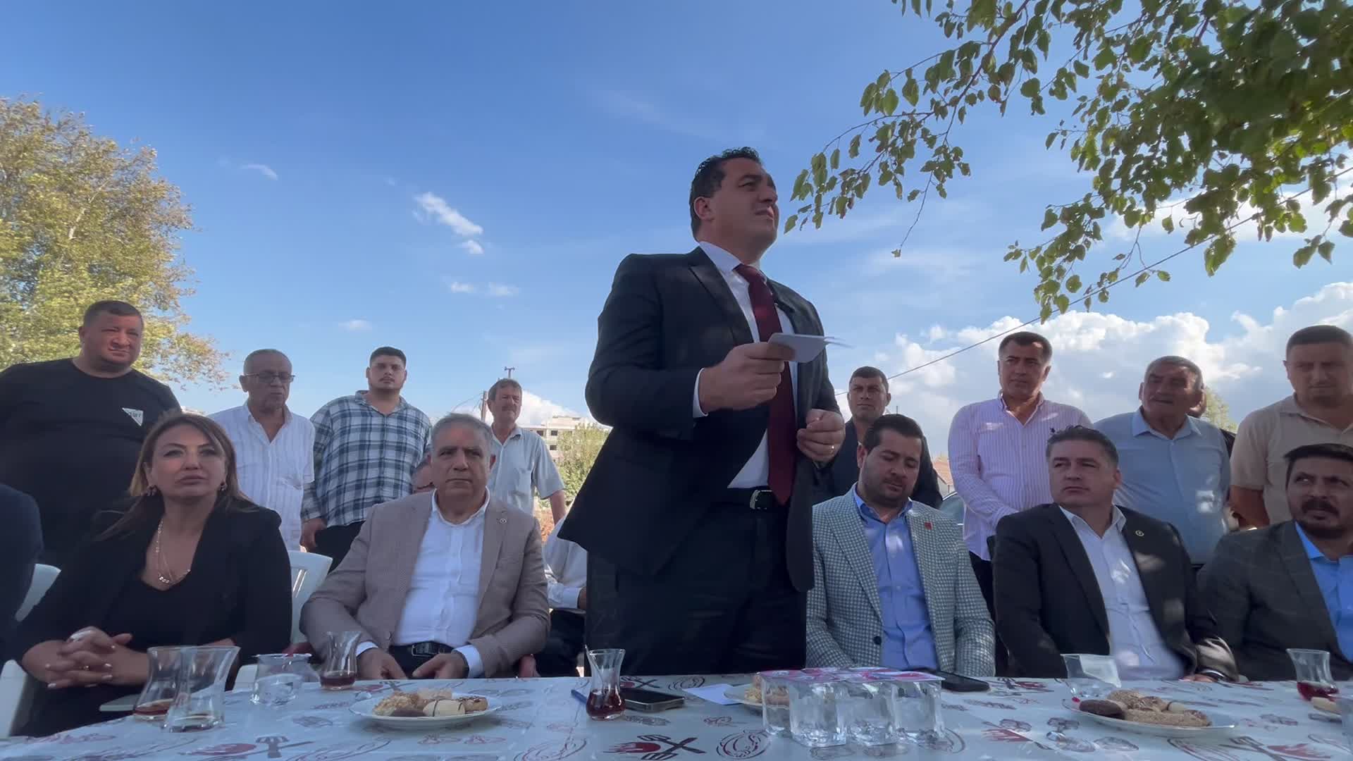 Ulaş Karasu: "Rezervle vatandaşın evine, bahçesine çökerek rant elde ediyorlar"