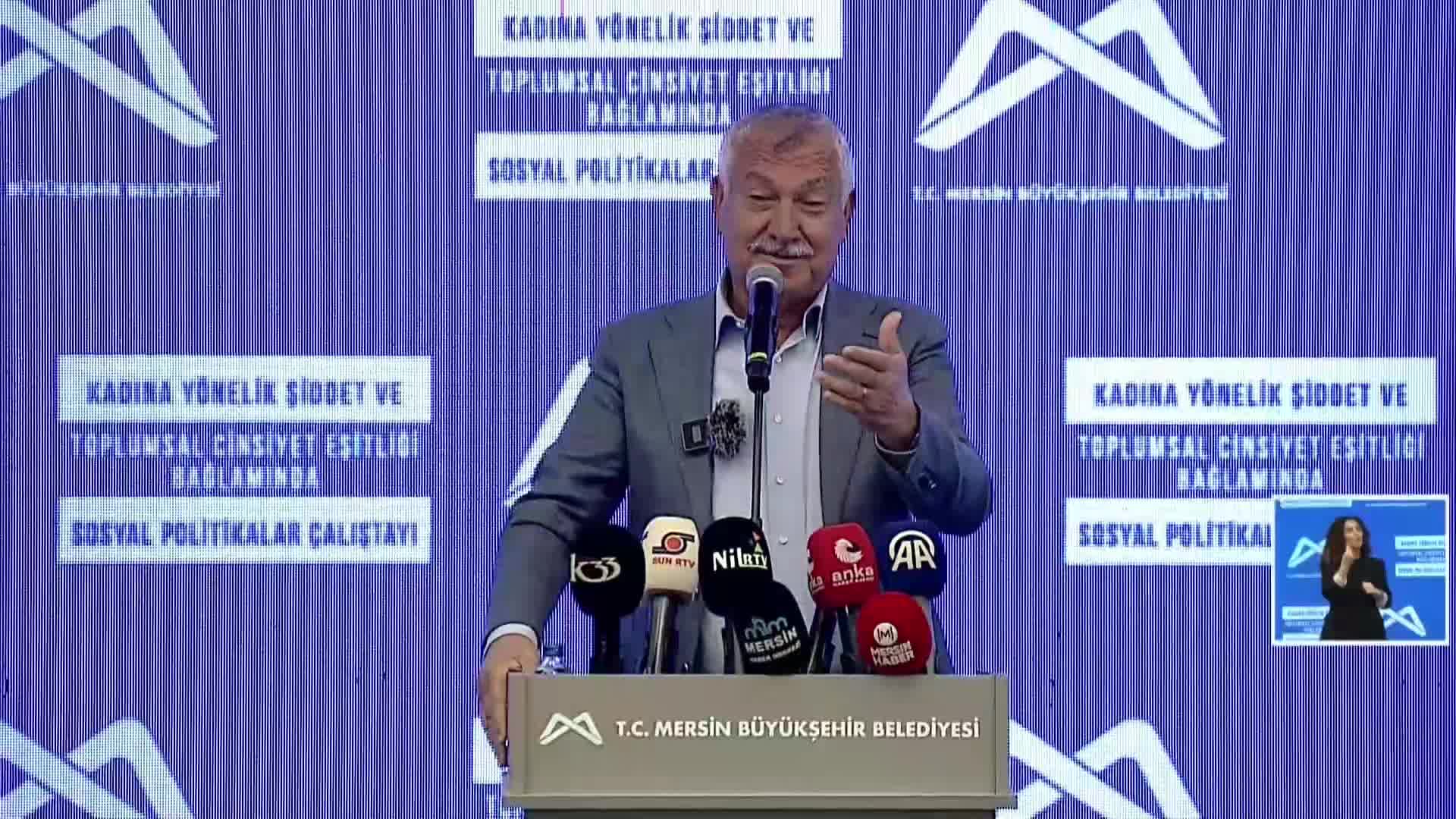 Kadına Yönelik Şiddet ve Toplumsal Cinsiyet Eşitliği Bağlamında Sosyal Politikalar Çalıştayı... Zeydan Karalar: "Olağanüstü yoksulluk var, kadın cinayeti var, adalet yok, hukuk yok"