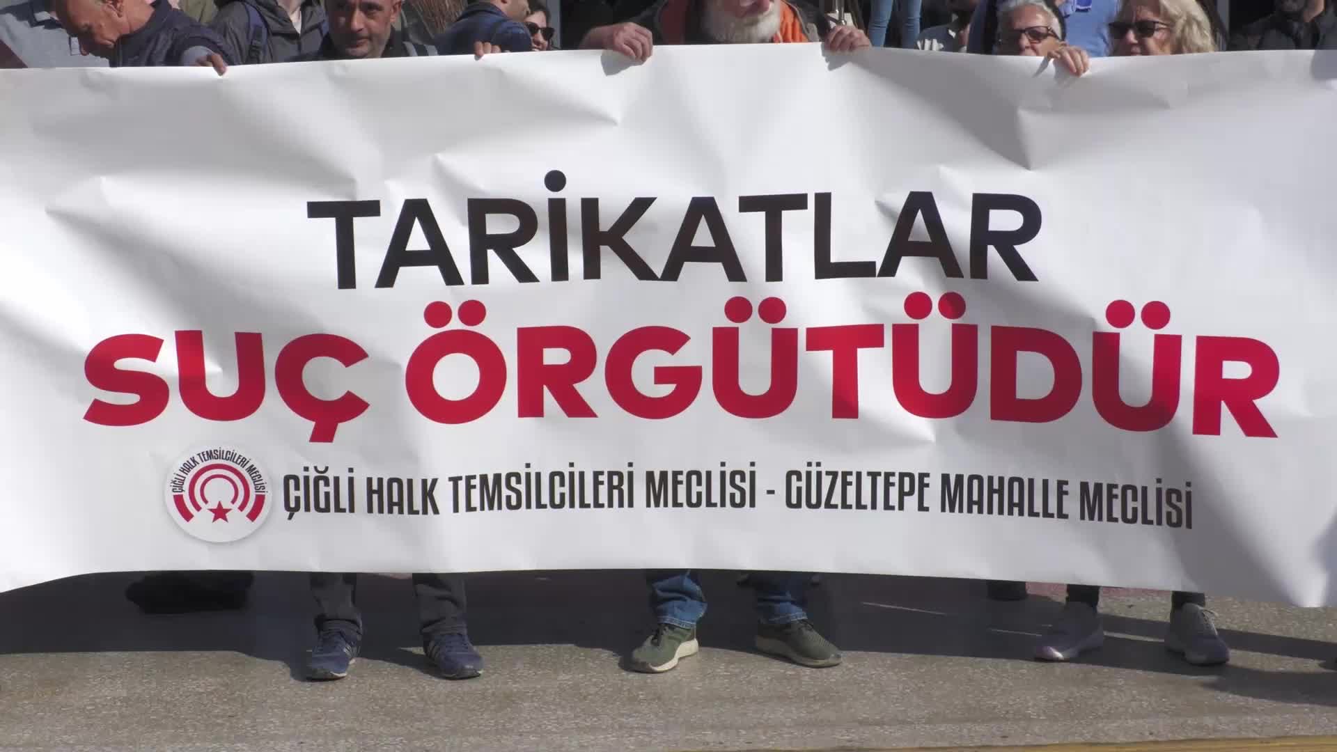 İzmir’in Çiğli ilçesinde Süleymancılar tarafından açılmak istenen yurda karşı çıkan bölge halkı, suç duyurusunda bulundu