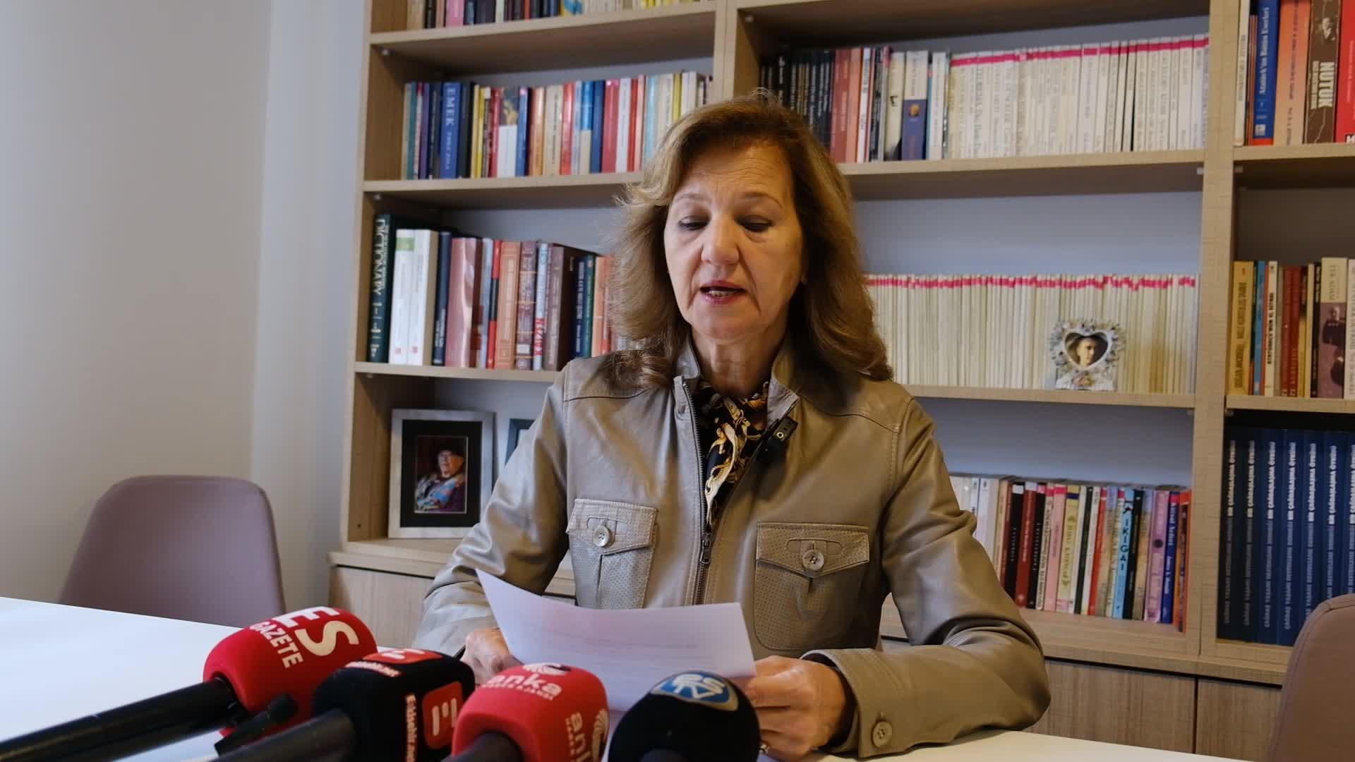 ÇYDD Eskişehir Şubesi’nden AK Parti Milletvekili Gürcan’a tepki: “Kadın öğretmenlere giyim dayatması yapılıyor”
