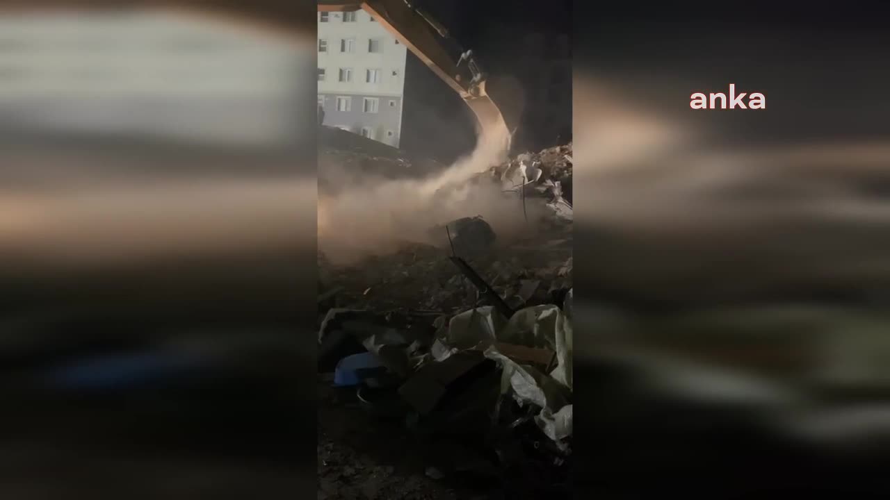 Depremde 27 kişiye mezar olan Firuz Mutlu Apartmanı davasında 5 sanığa yurt dışına çıkış yasağı
