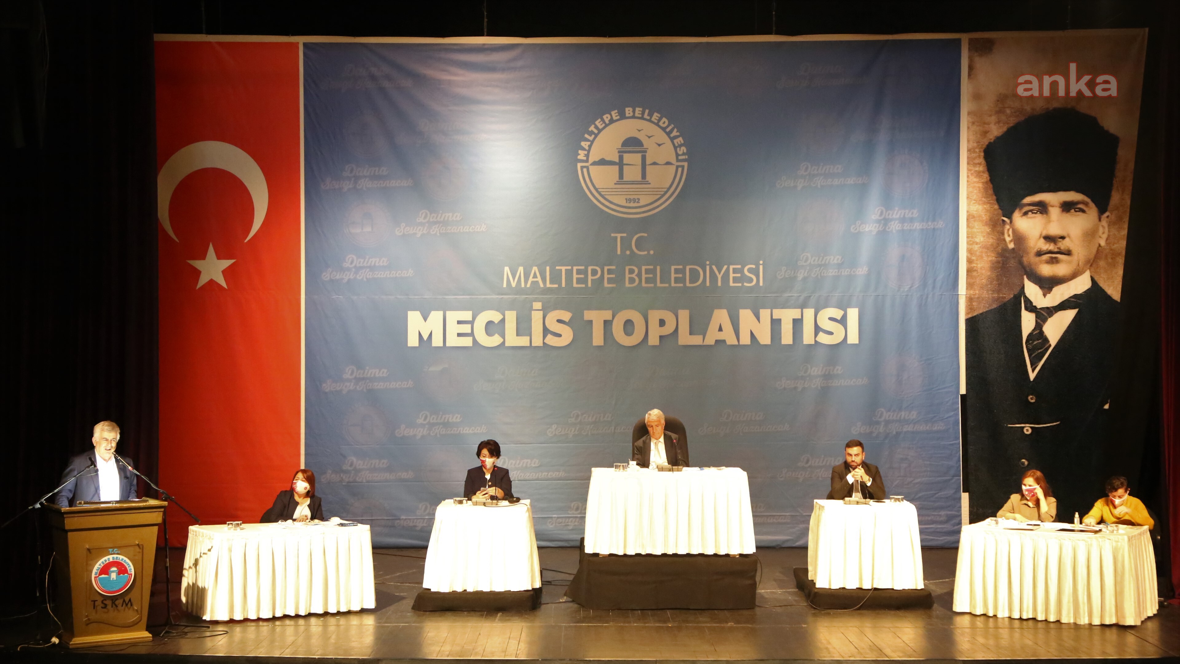 İZMİR DEPREMİNDE HAYATINI KAYBEDENLER, MALTEPE BELEDİYE MECLİSİNDE ANILDI