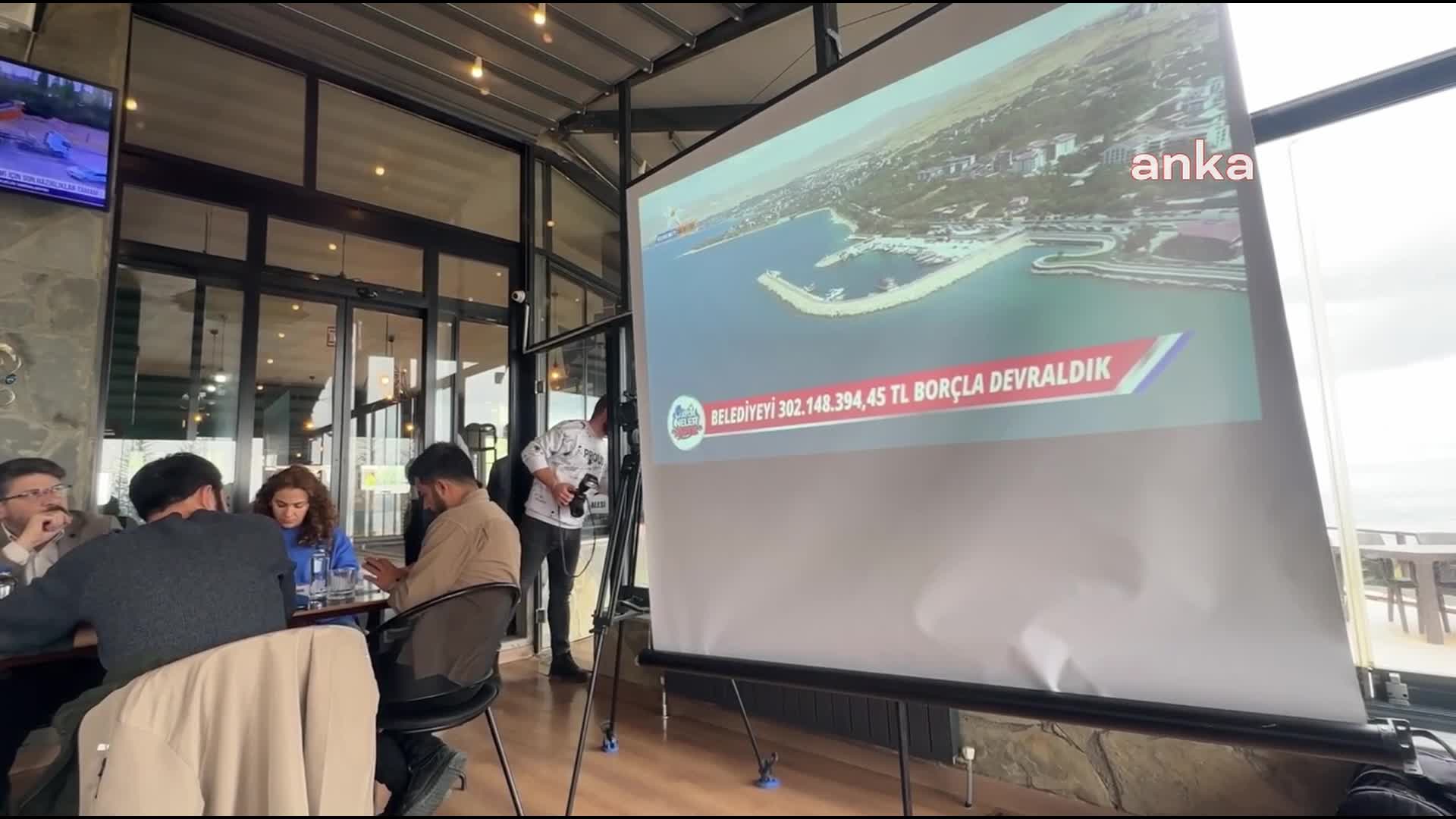 Van Edremit Belediye Eş Başkanı Cemil Komi: "Muhalif belediyelere İller Bankası kredi vermiyor"