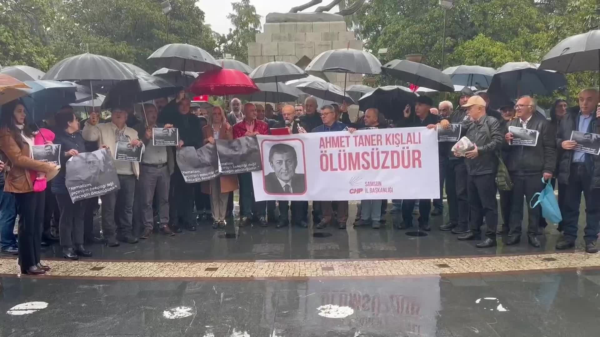 Ahmet Taner Kışlalı Samsun'da anıldı