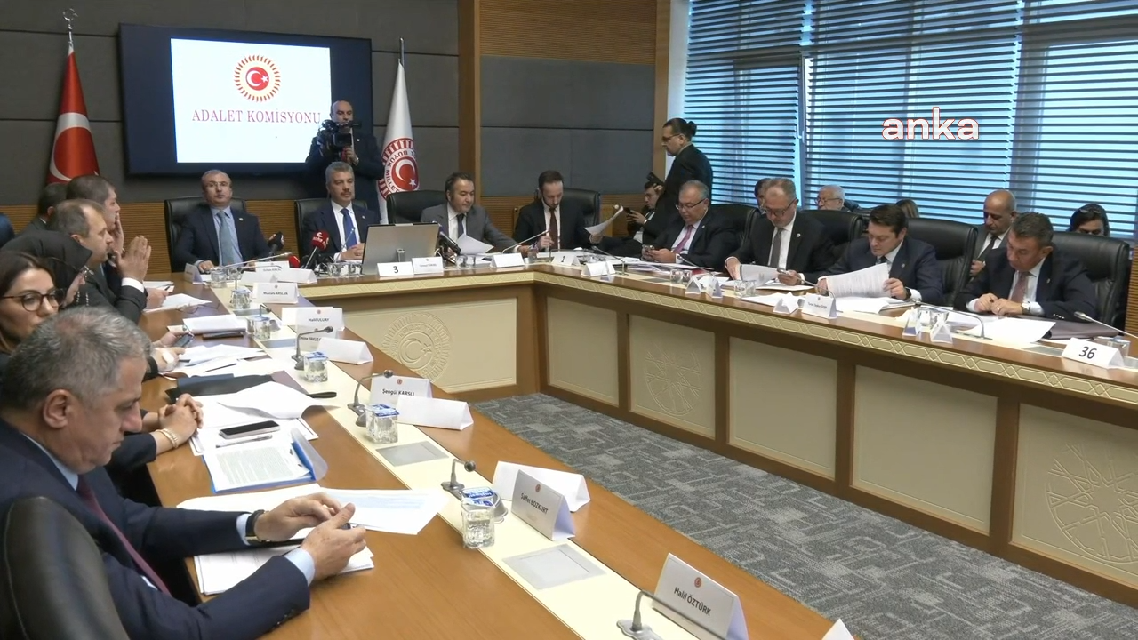Adalet Komisyonu'nda, "etki ajanlığı" düzenlemesinin yer aldığı kanun teklifinin görüşmelerine başlandı