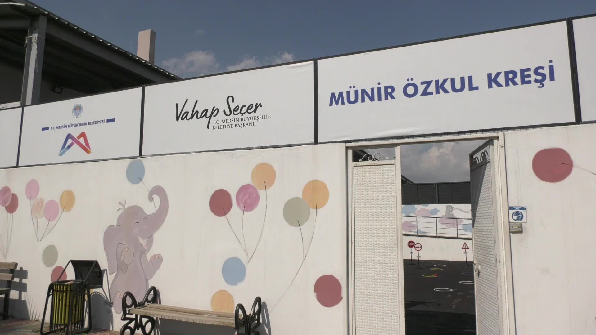 Mersin Büyükşehir'in Türkiye’de hal kompleksi içinde açılan ilk kreşi... "280 çocuğa hizmet verdik. Bunun yüzde 80'i de halde çalışan aileler"