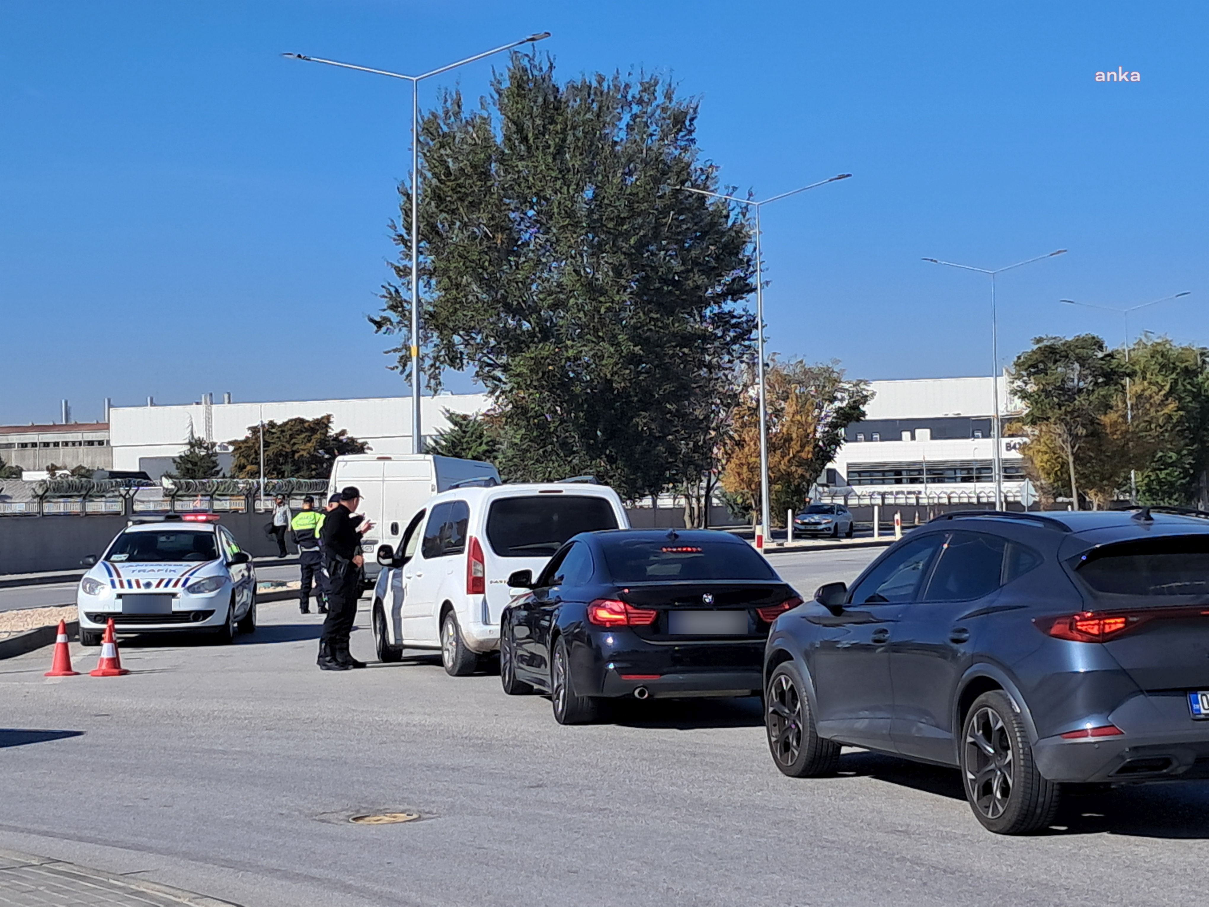 Terör saldırısı sonrası TUSAŞ'a girişlerde güvenlik önlemleri sürüyor