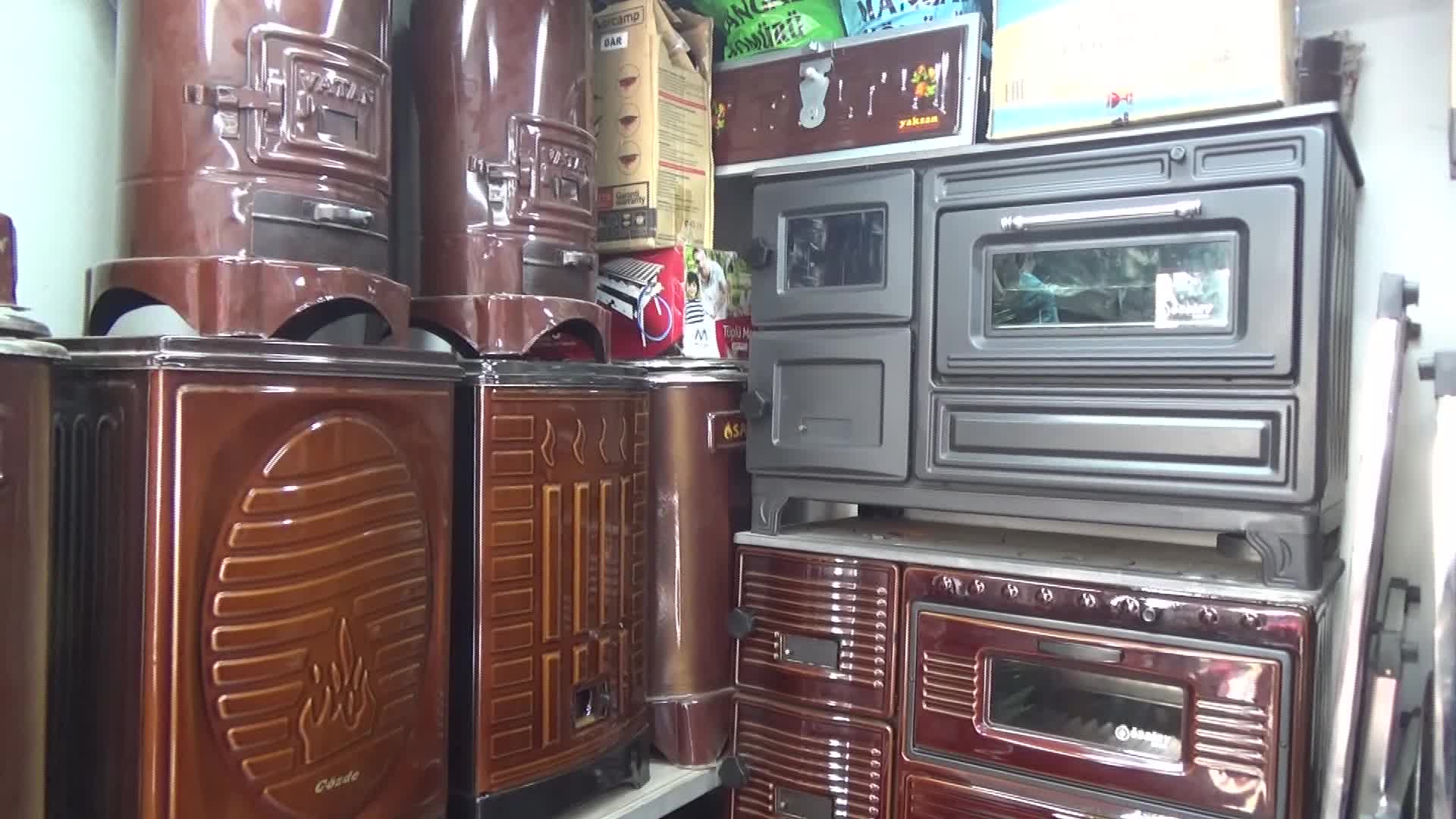 Edirne’de soba satış fiyatına zam... Sobacı: "Soba, boru ve altlığı 5 bin lira tutar"