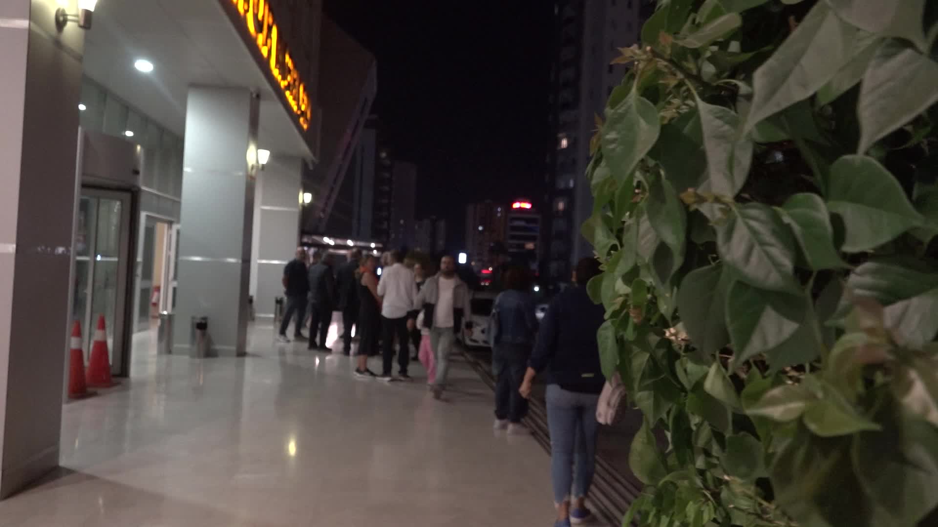 Yenişehir'de Cumhuriyet Bayramı kutlamaları Suavi konseri ile başladı